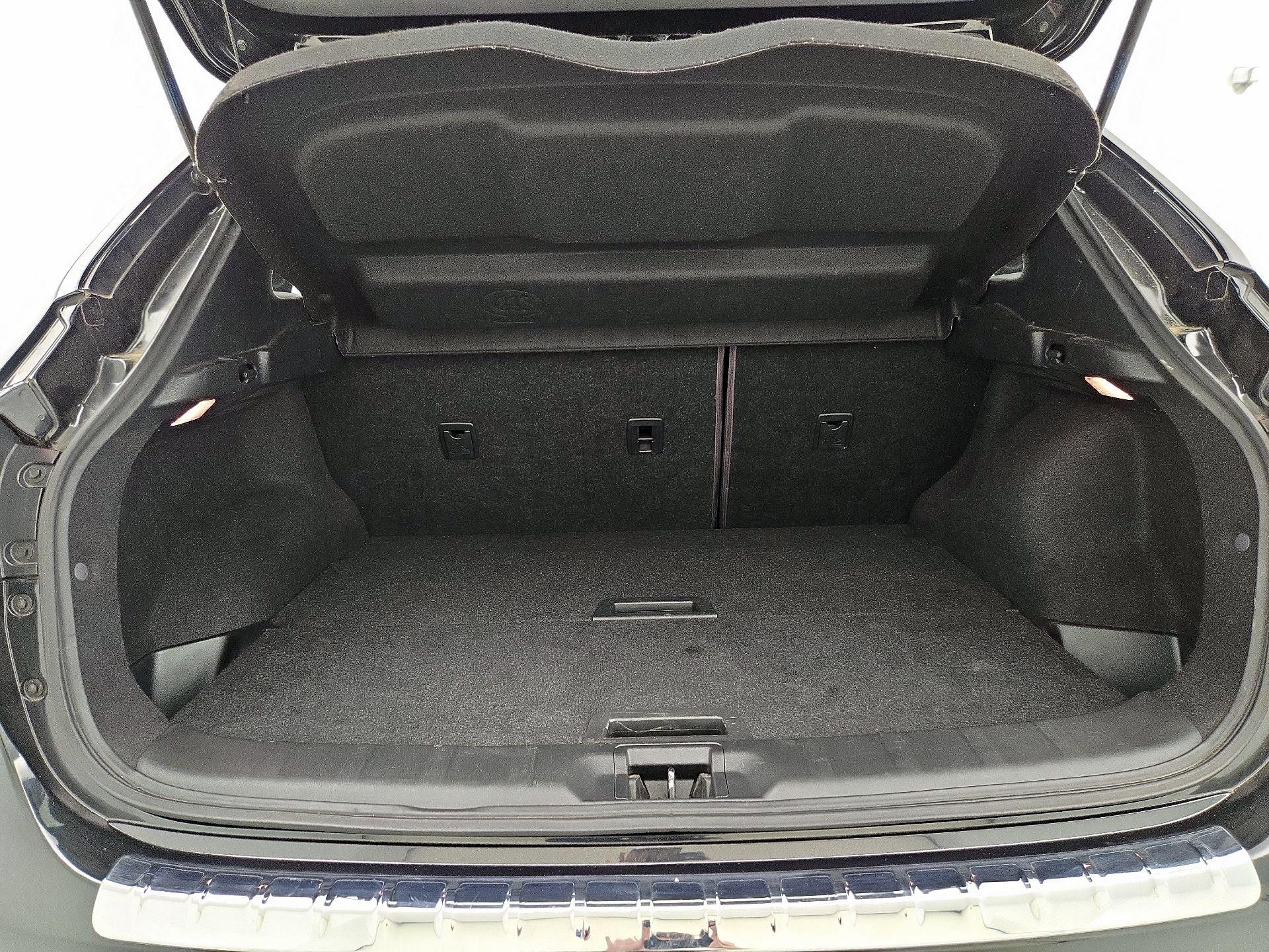 Thumbnail: 2018 Nissan Rogue Sport - 20