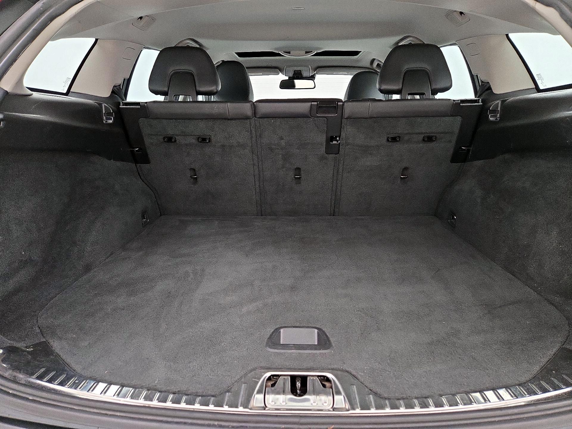 Thumbnail: 2015 Volvo V60 - 20