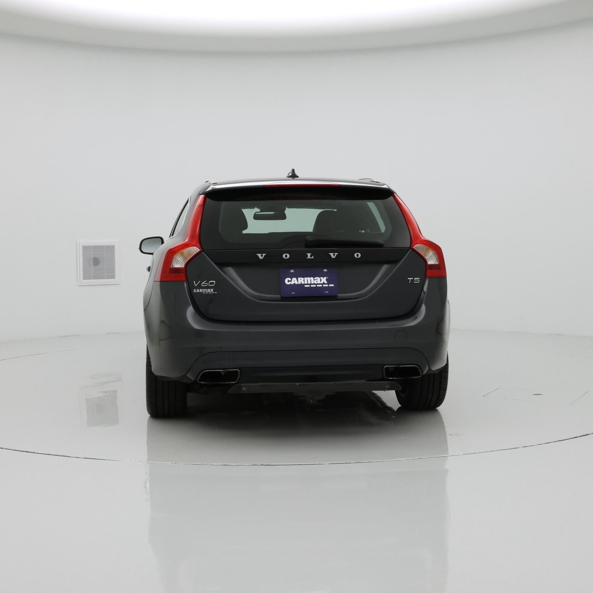 Thumbnail: 2015 Volvo V60 - 6