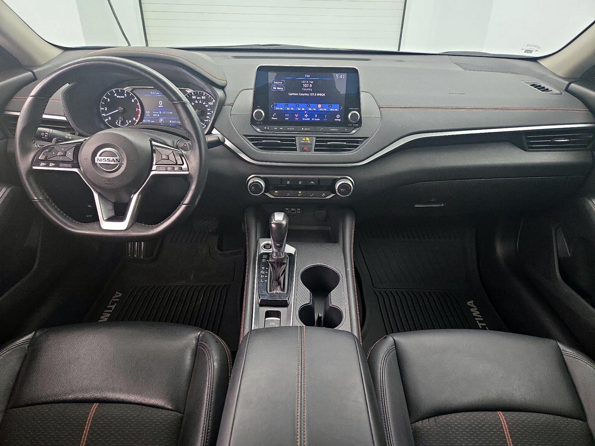 Thumbnail: 2019 Nissan Altima - 9