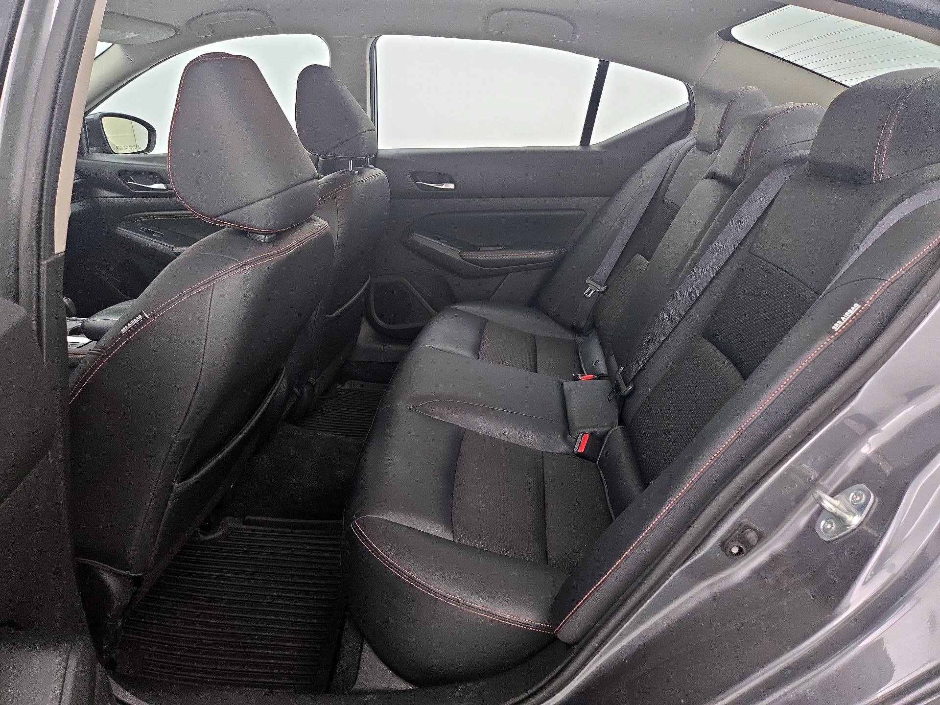 Thumbnail: 2019 Nissan Altima - 19