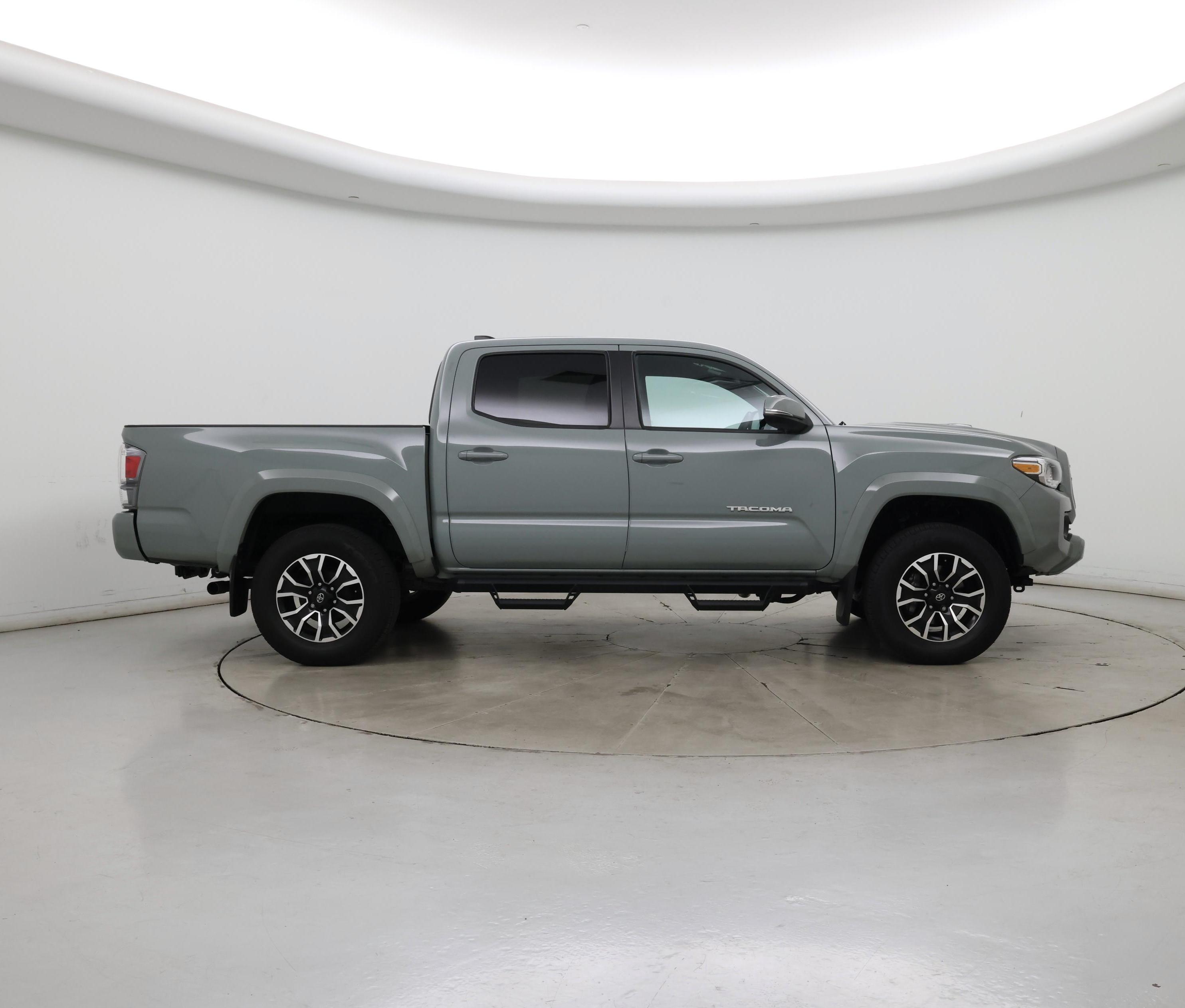 Thumbnail: 2022 Toyota Tacoma - 7