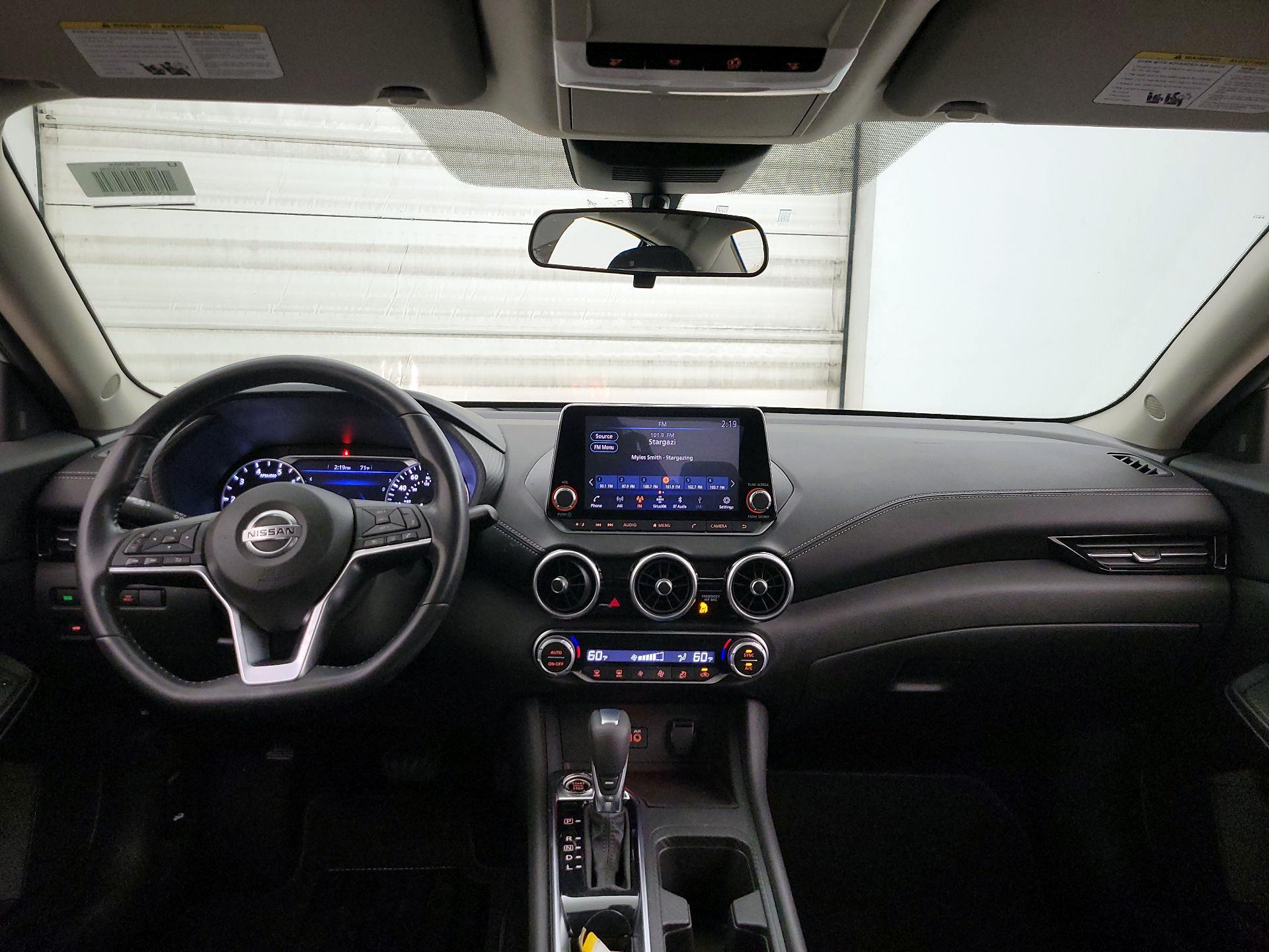 Thumbnail: 2020 Nissan Sentra - 9