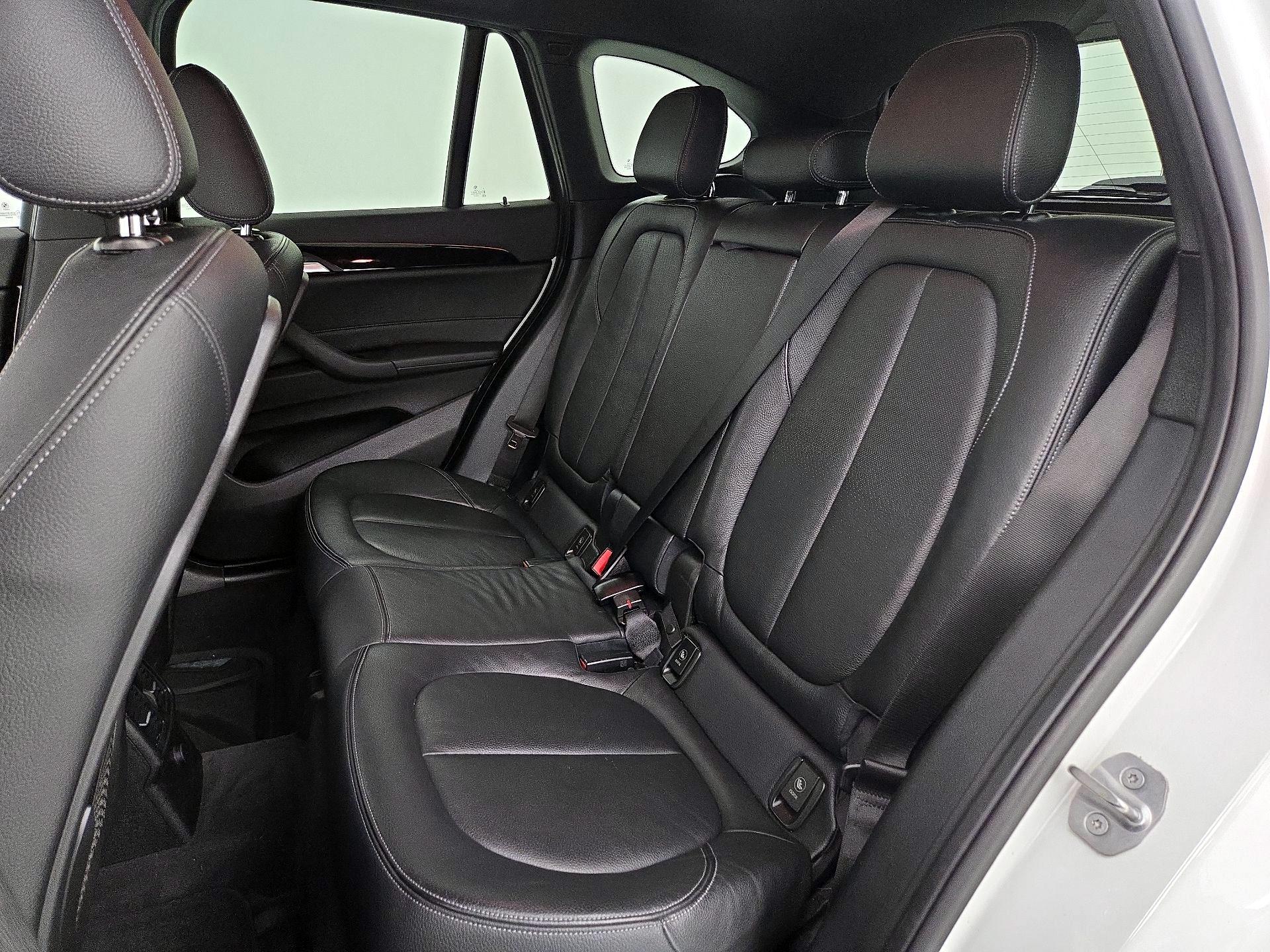 Thumbnail: 2016 BMW X1 - 18