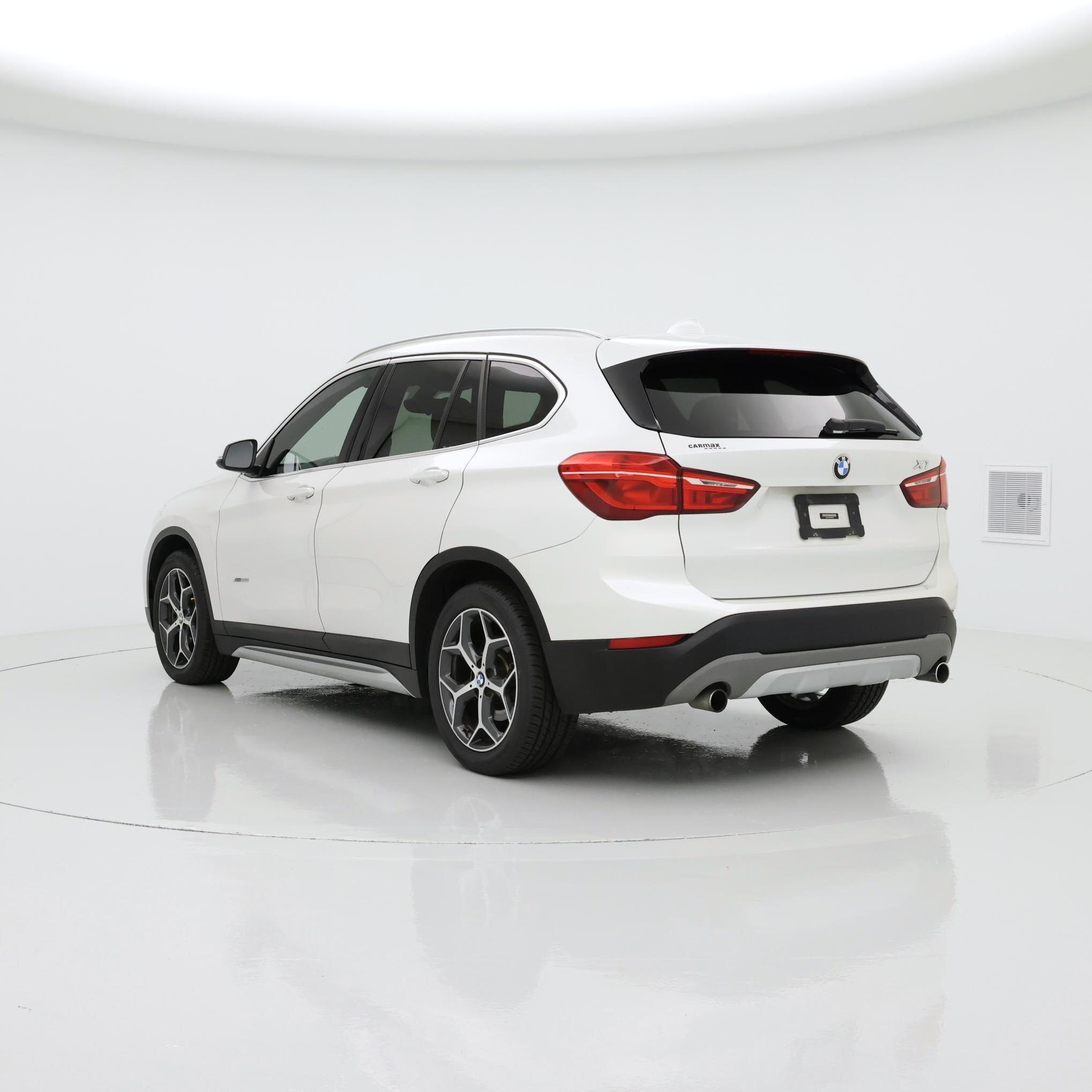 Thumbnail: 2016 BMW X1 - 2