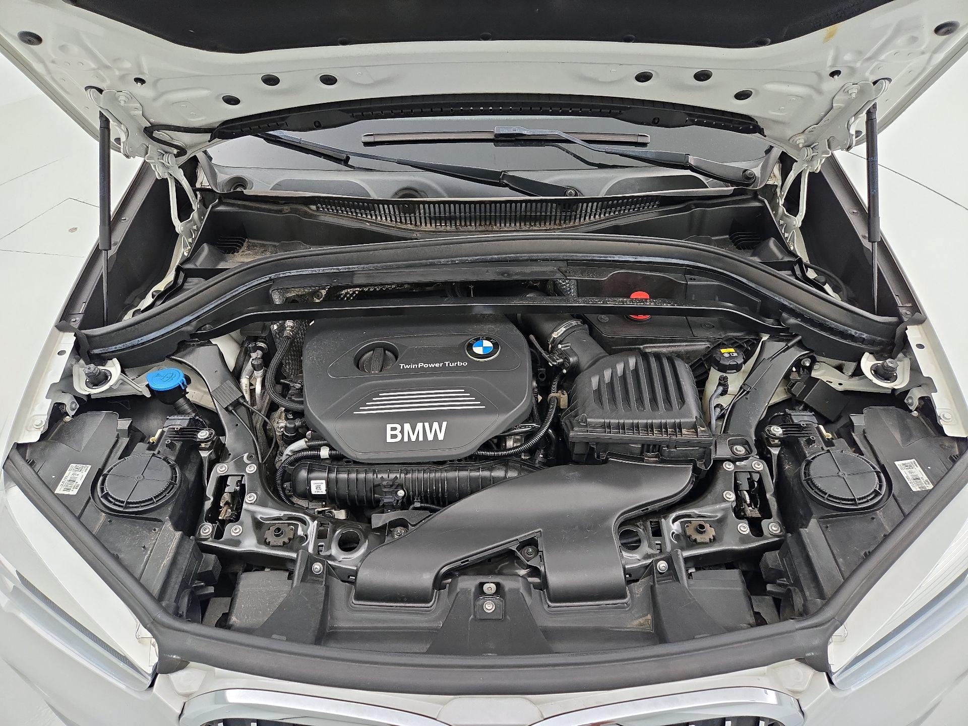 Thumbnail: 2016 BMW X1 - 20