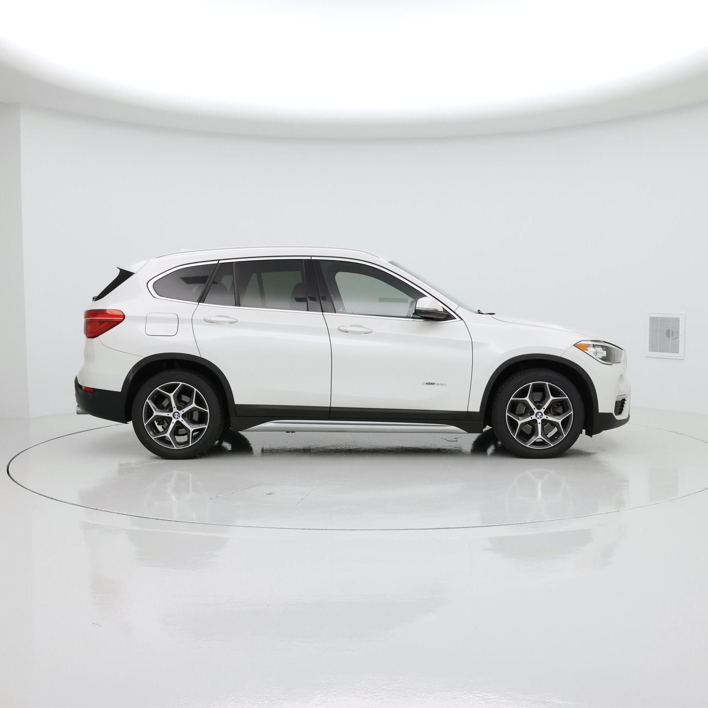 Thumbnail: 2016 BMW X1 - 7