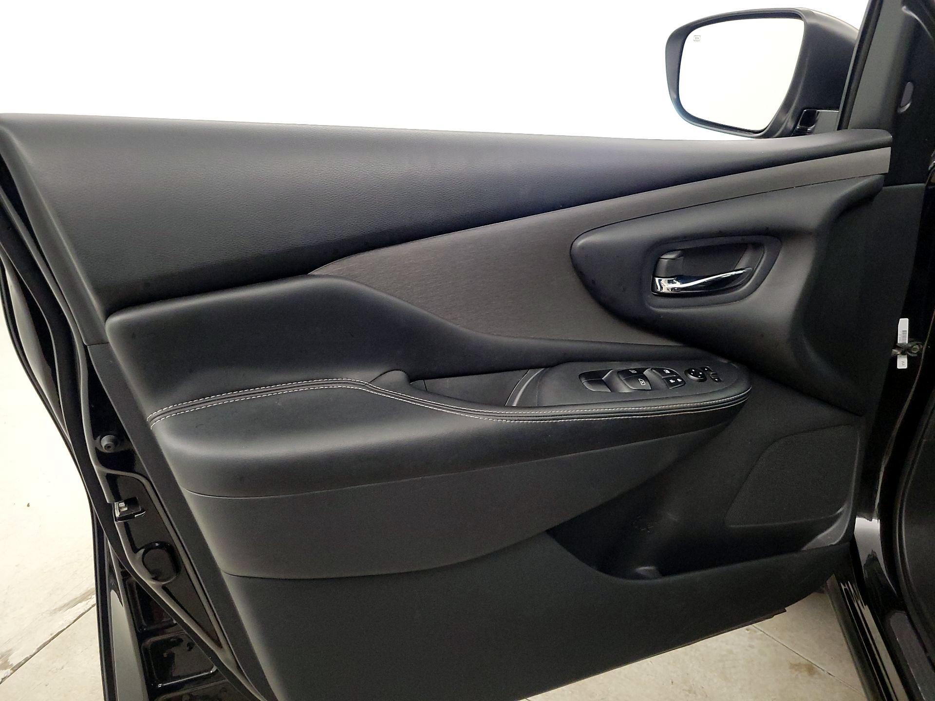 Thumbnail: 2020 Nissan Murano - 12