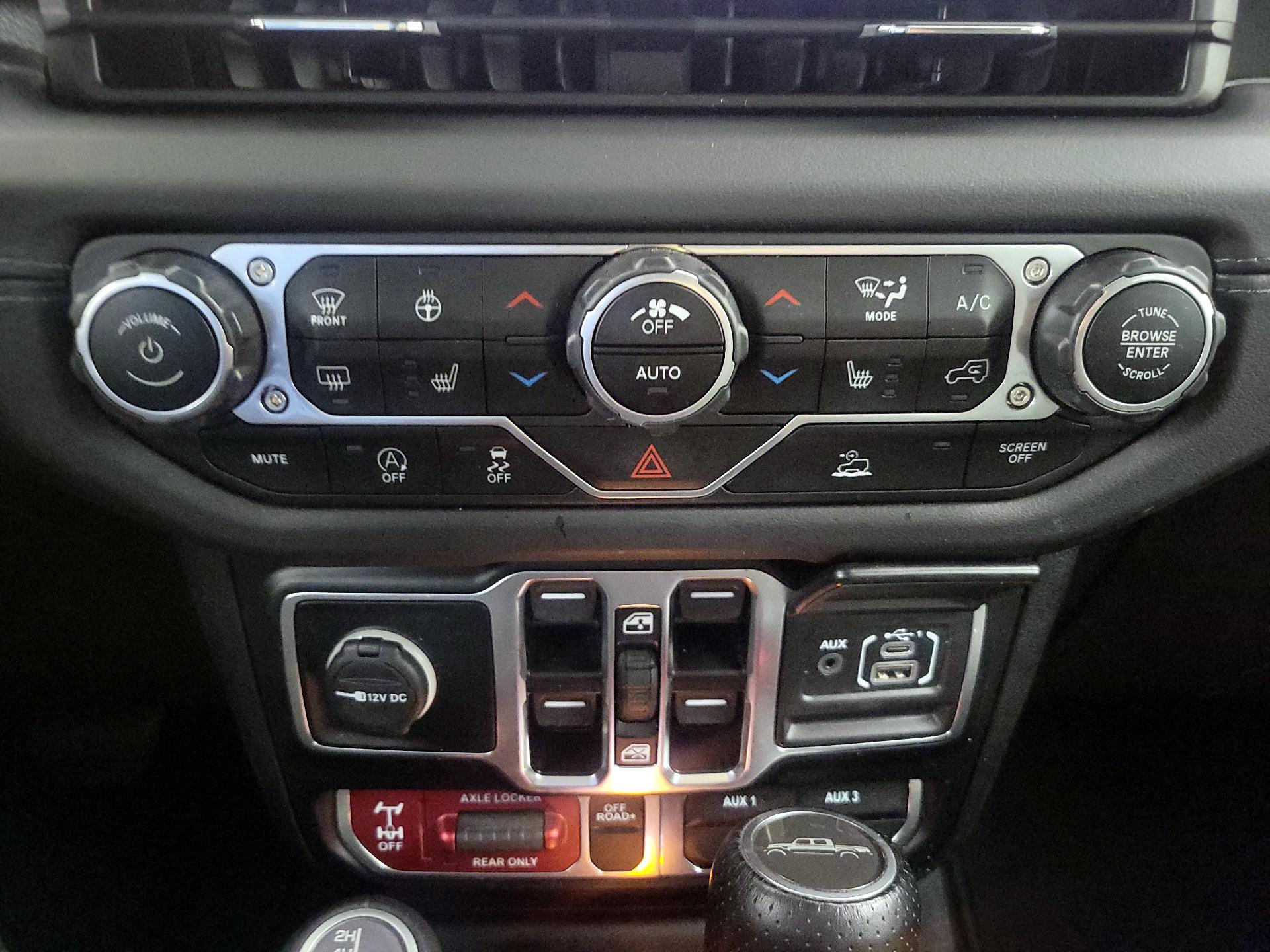Thumbnail: 2024 Jeep Gladiator - 16