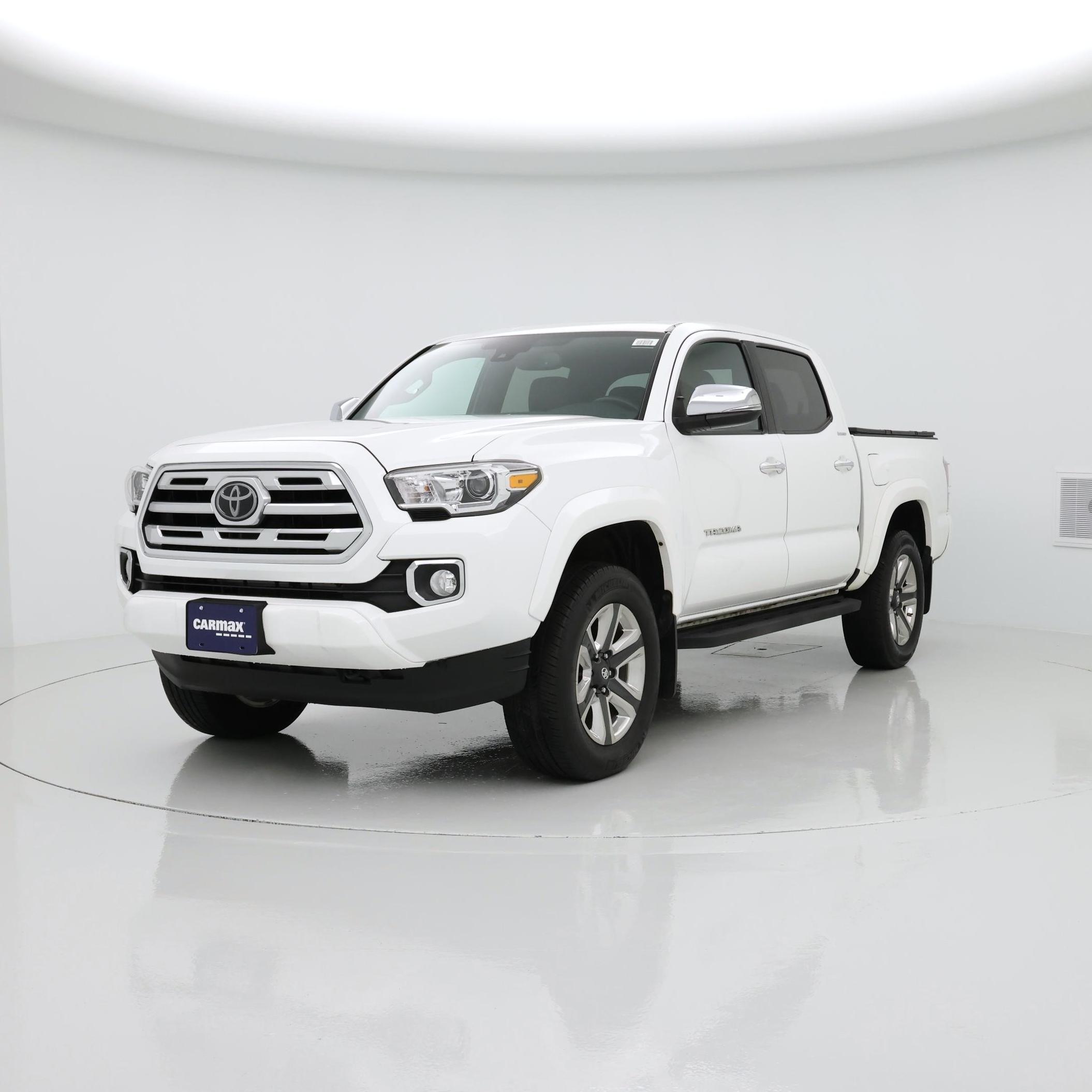 Thumbnail: 2018 Toyota Tacoma - 4