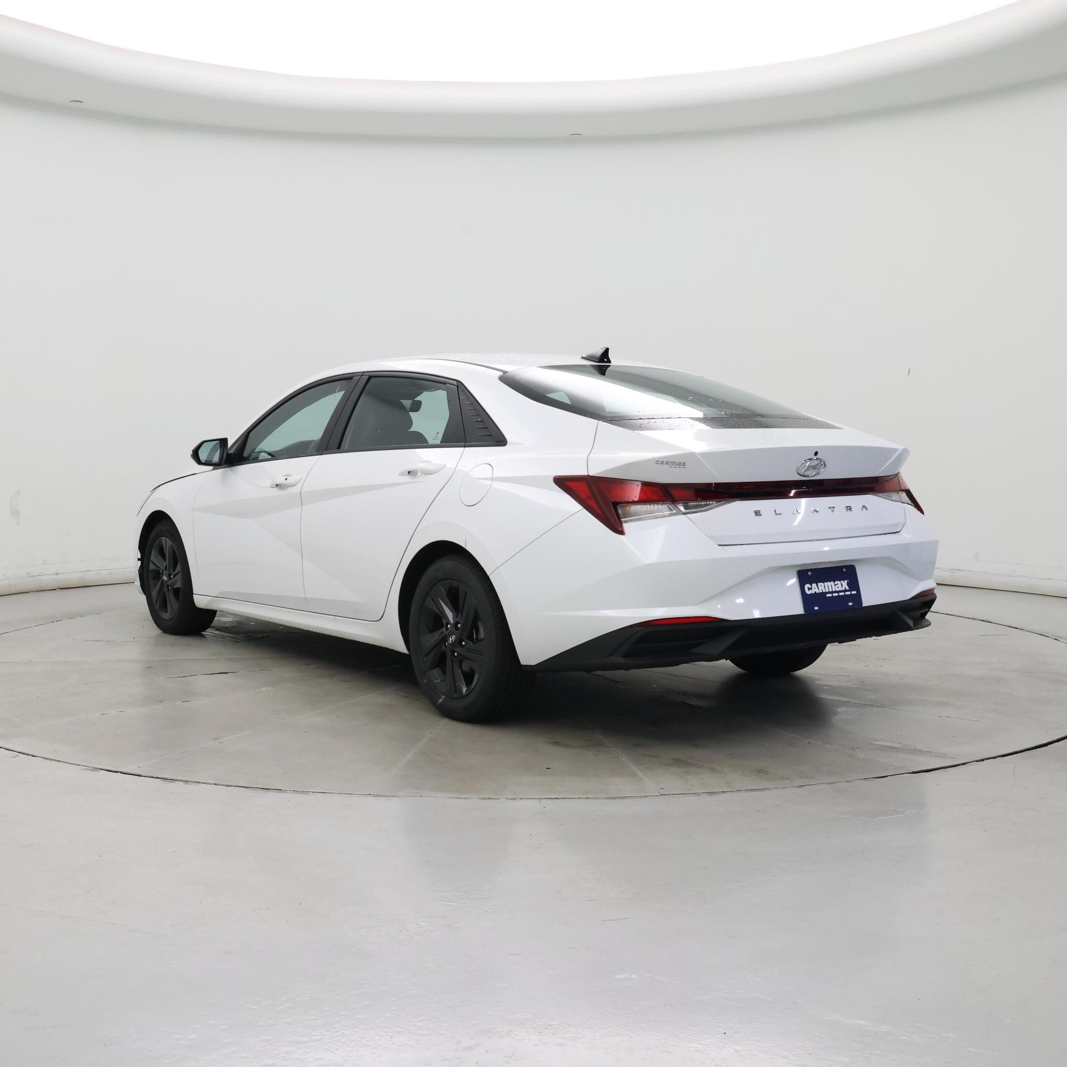 Thumbnail: 2023 Hyundai Elantra - 2