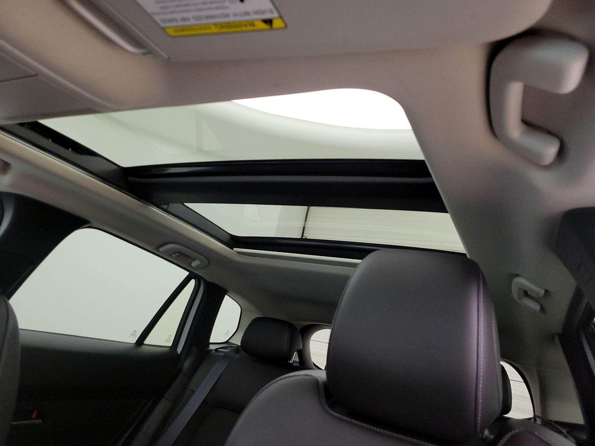 Thumbnail: 2023 Mazda CX-50 - 19