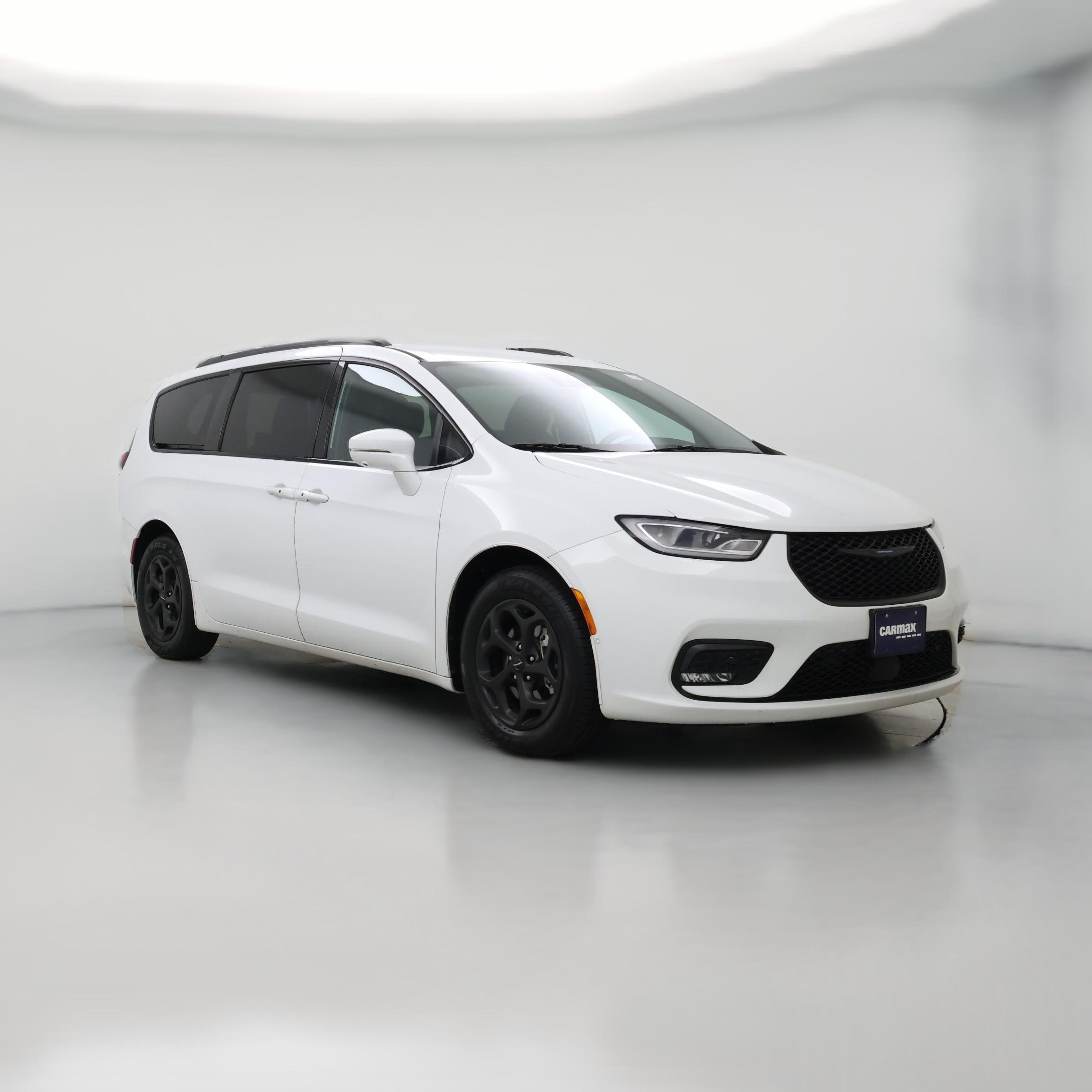 Thumbnail: 2021 Chrysler Pacifica - 1