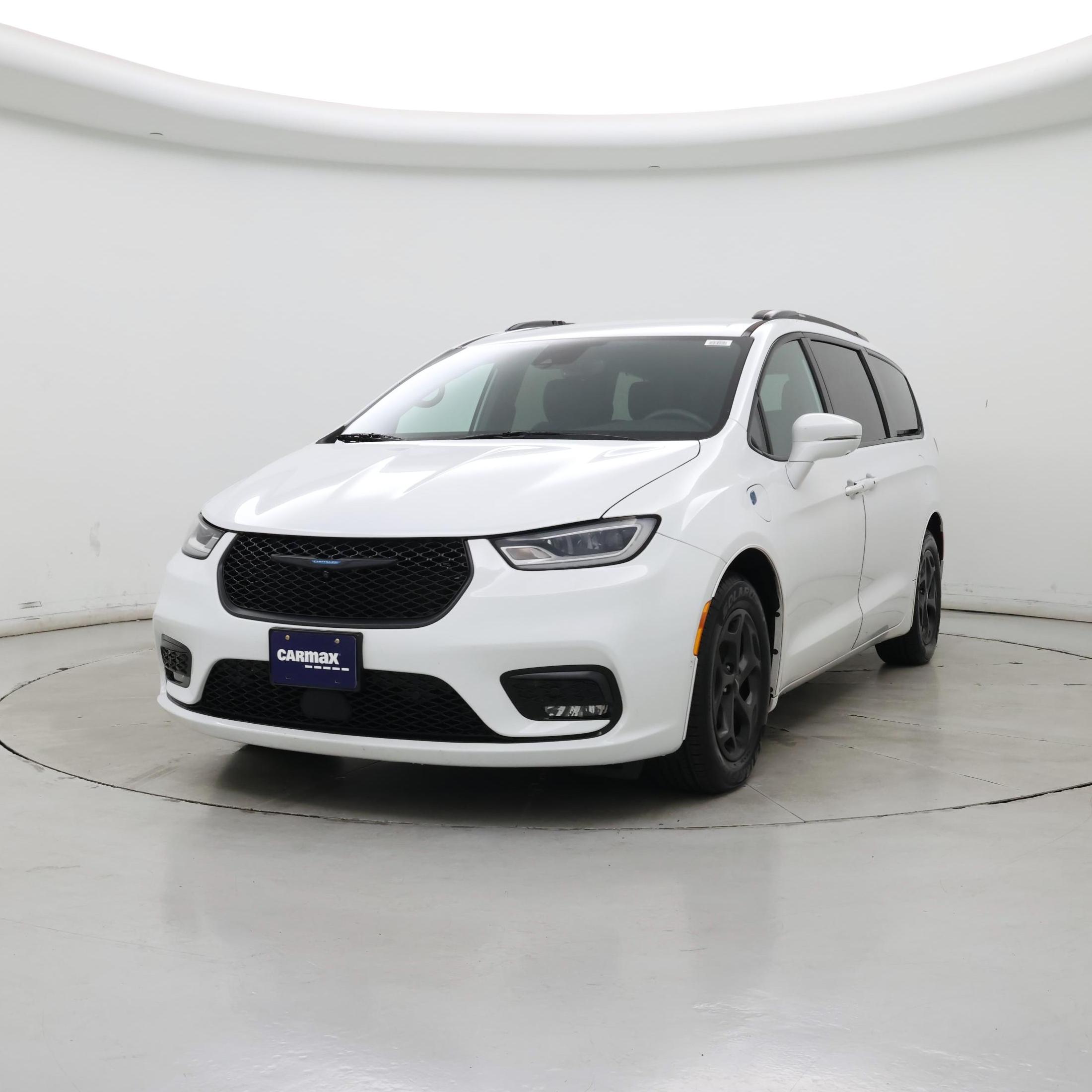 Thumbnail: 2021 Chrysler Pacifica - 4