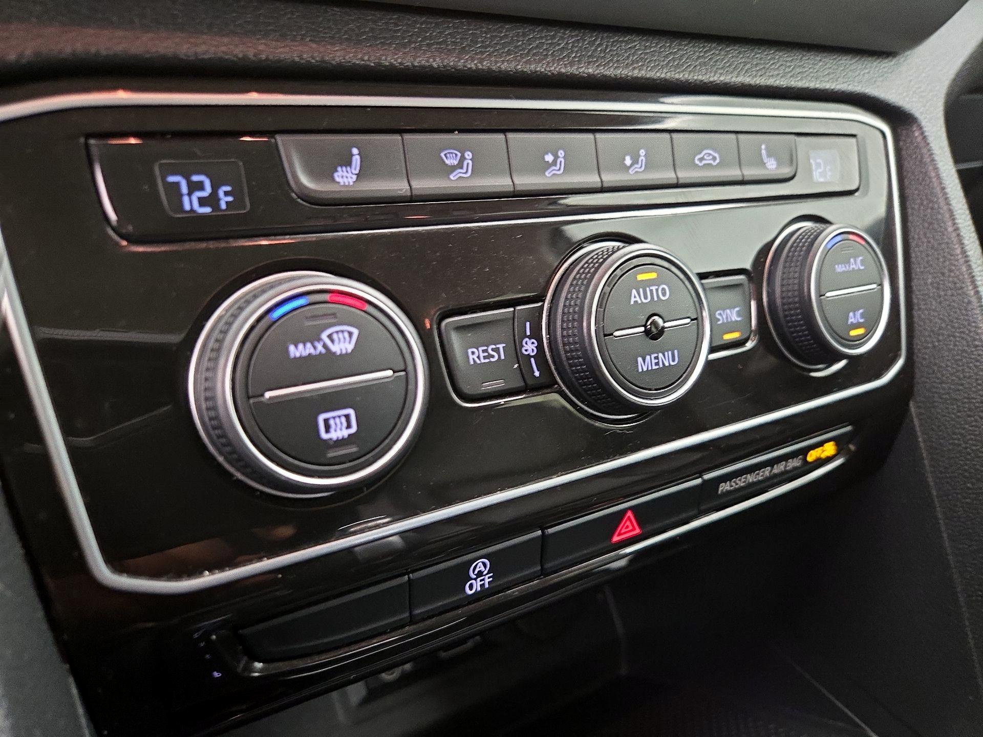 Thumbnail: 2019 Volkswagen Atlas - 17