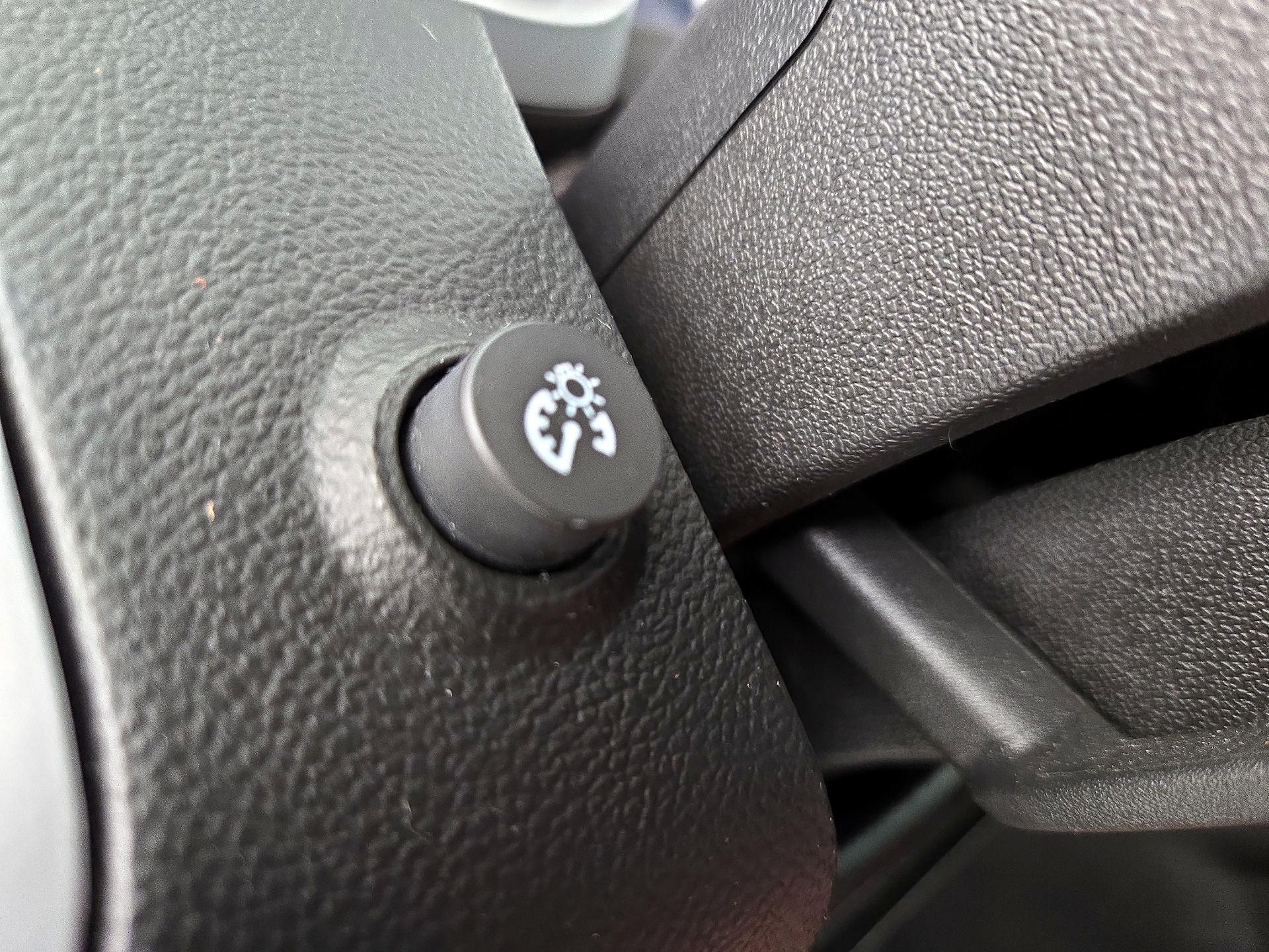 Thumbnail: 2017 Chevrolet Equinox - 13