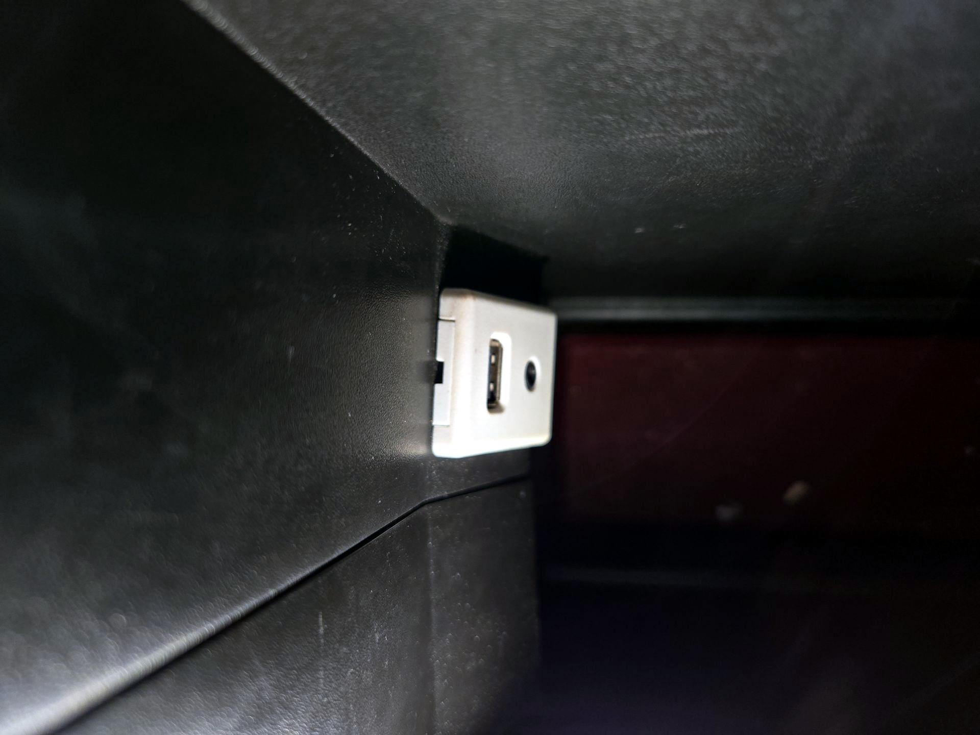 Thumbnail: 2017 Chevrolet Equinox - 18