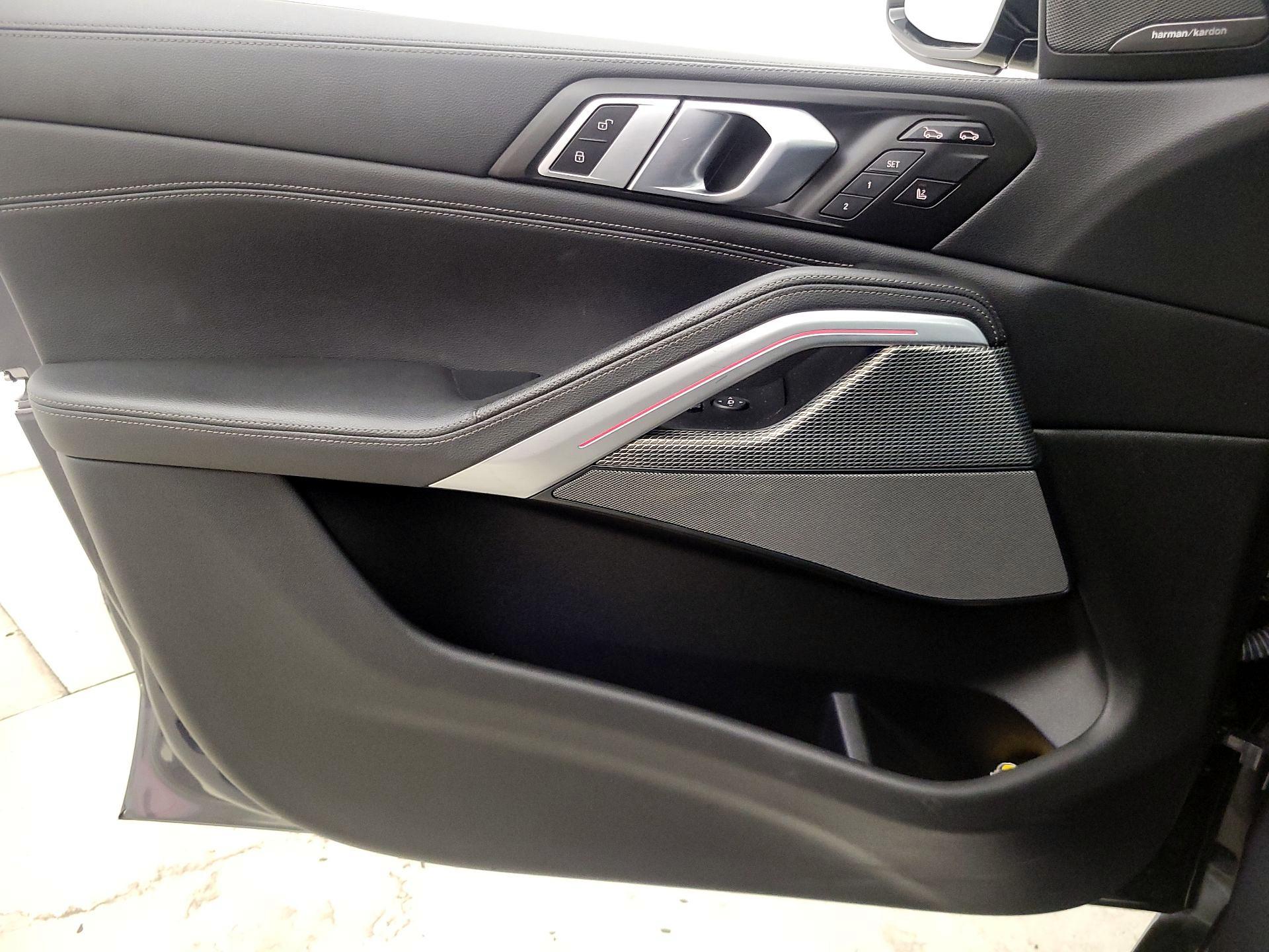 Thumbnail: 2021 BMW X6 - 12