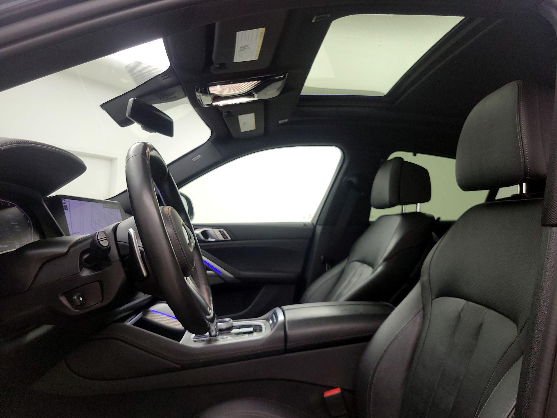 Thumbnail: 2021 BMW X6 - 20