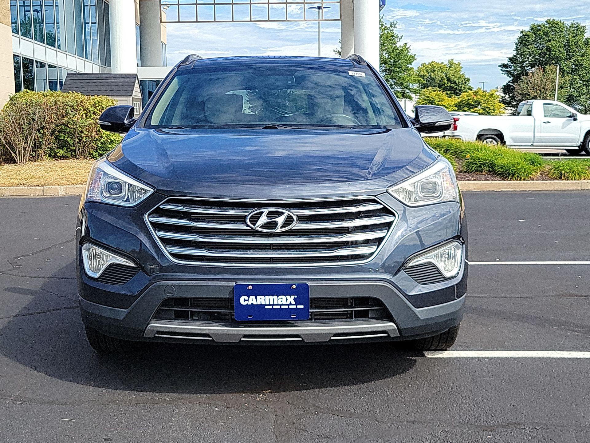 Thumbnail: 2016 Hyundai Santa Fe - 2