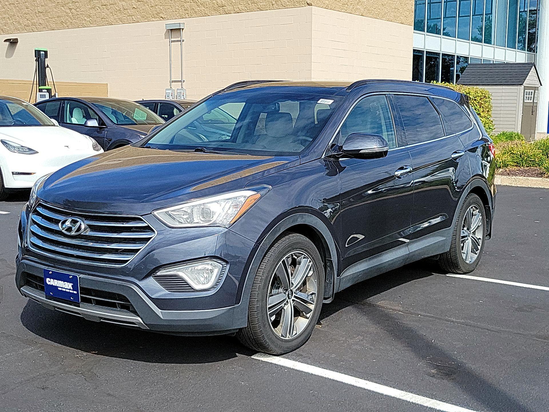 Thumbnail: 2016 Hyundai Santa Fe - 3