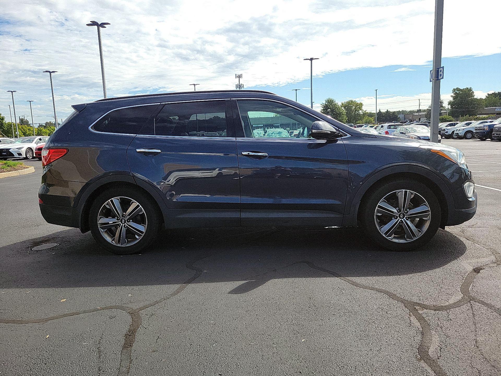 Thumbnail: 2016 Hyundai Santa Fe - 4