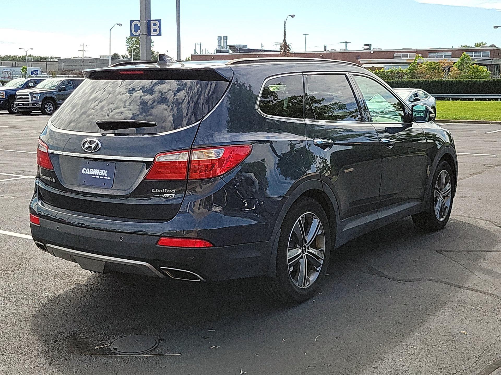 Thumbnail: 2016 Hyundai Santa Fe - 5