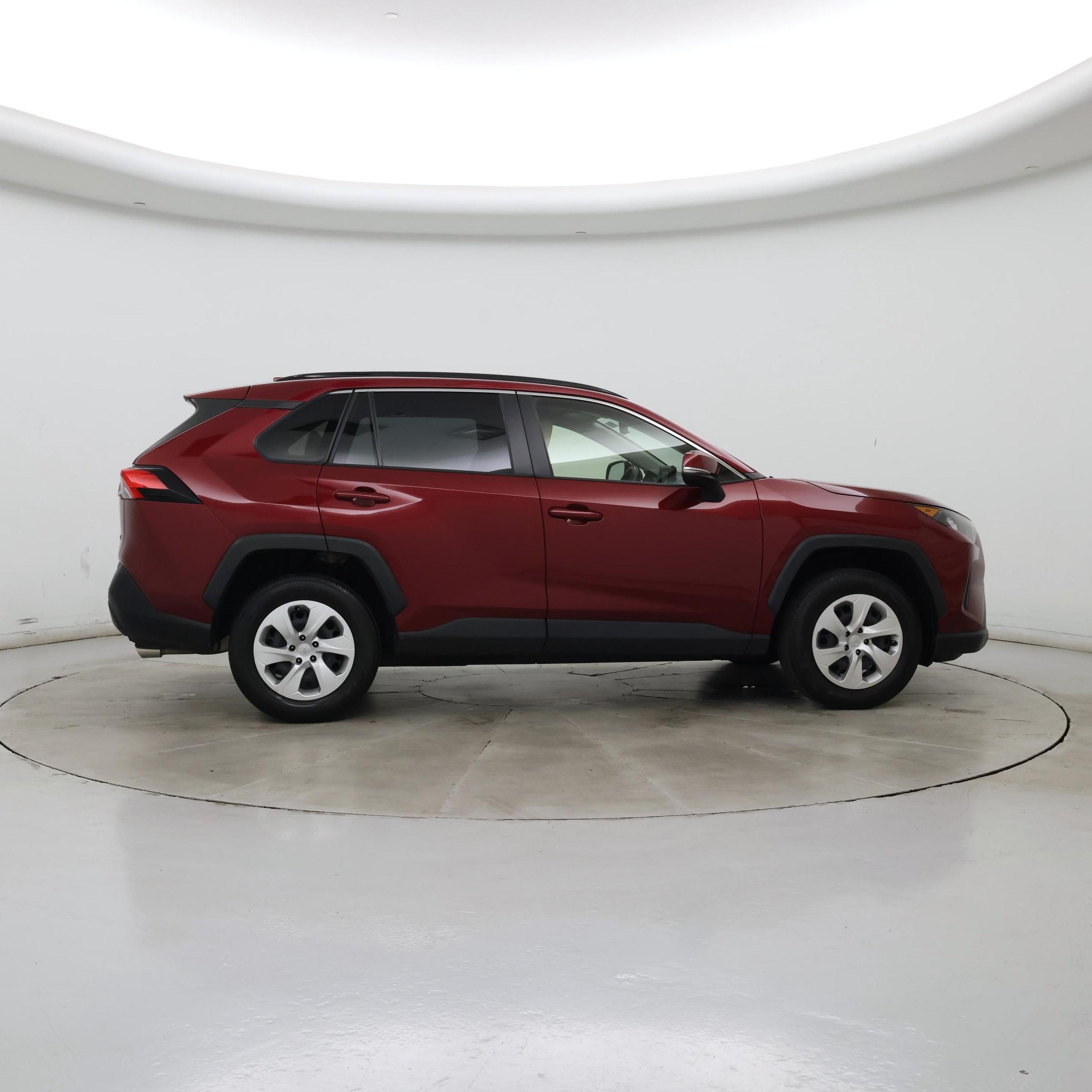 Thumbnail: 2021 Toyota RAV4 - 7