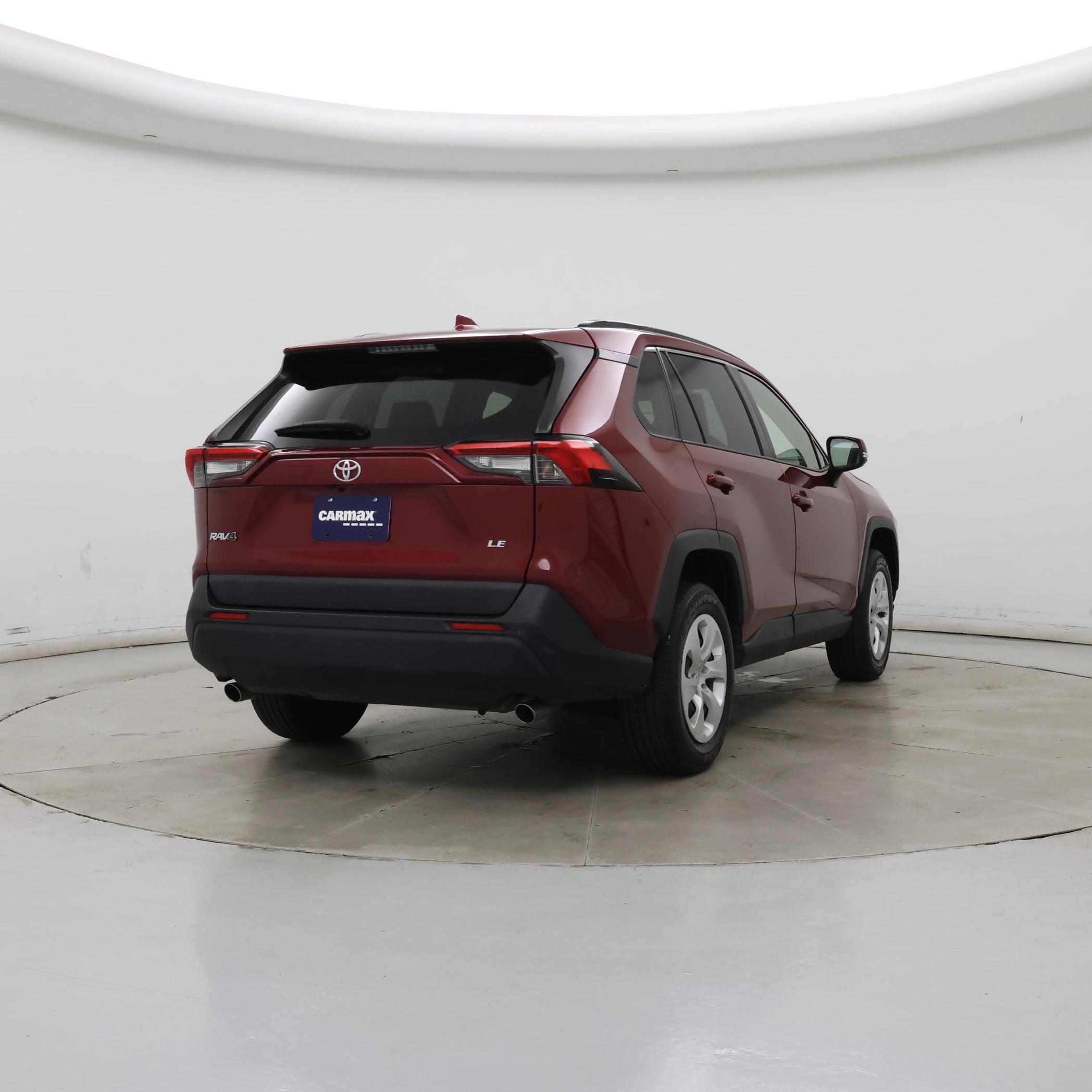 Thumbnail: 2021 Toyota RAV4 - 8