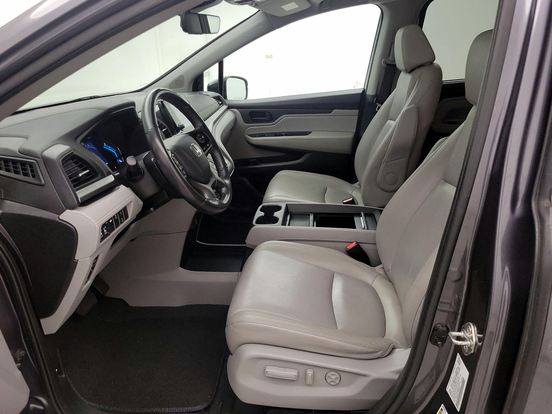 Thumbnail: 2019 Honda Odyssey - 11