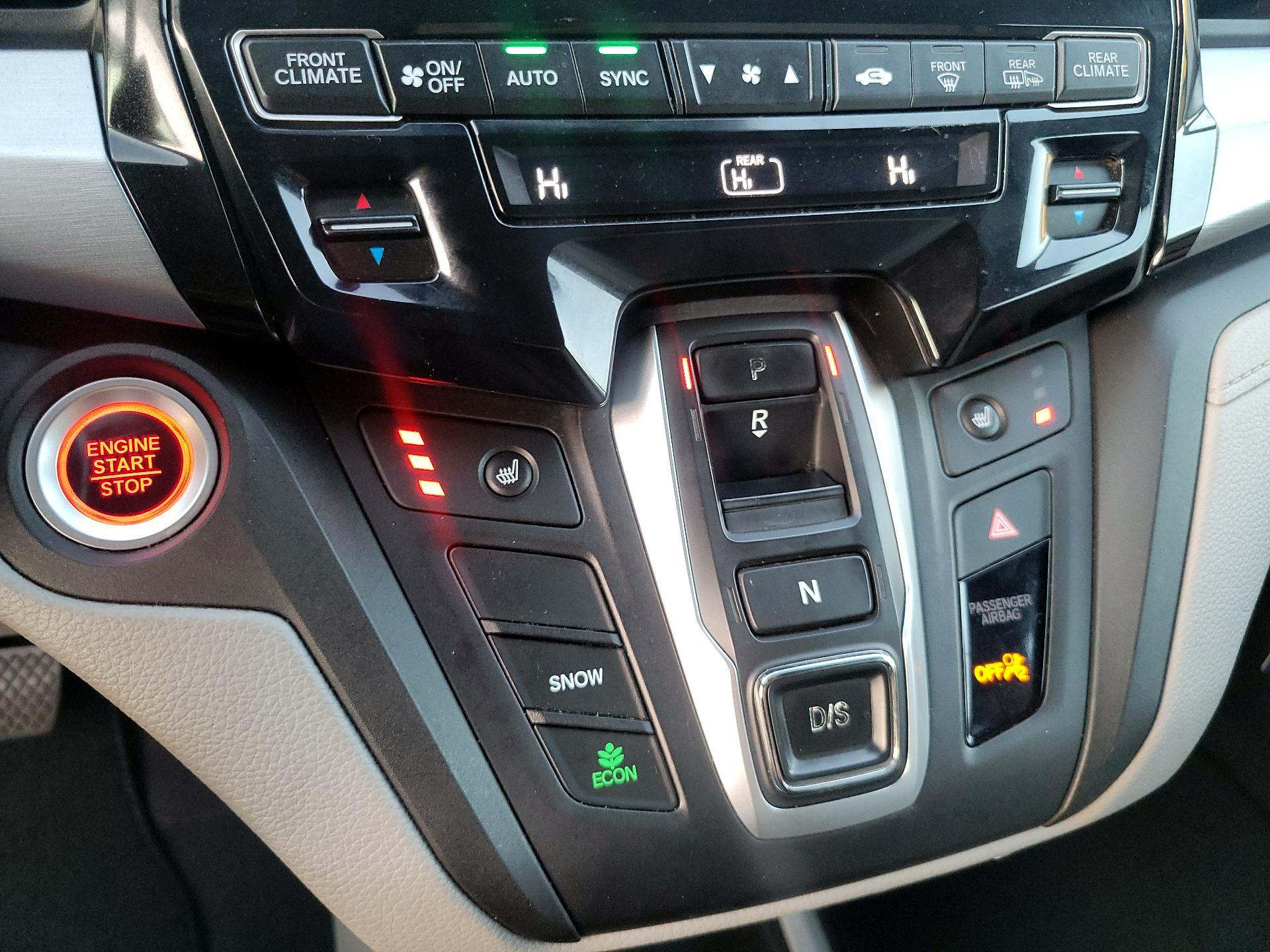 Thumbnail: 2019 Honda Odyssey - 16