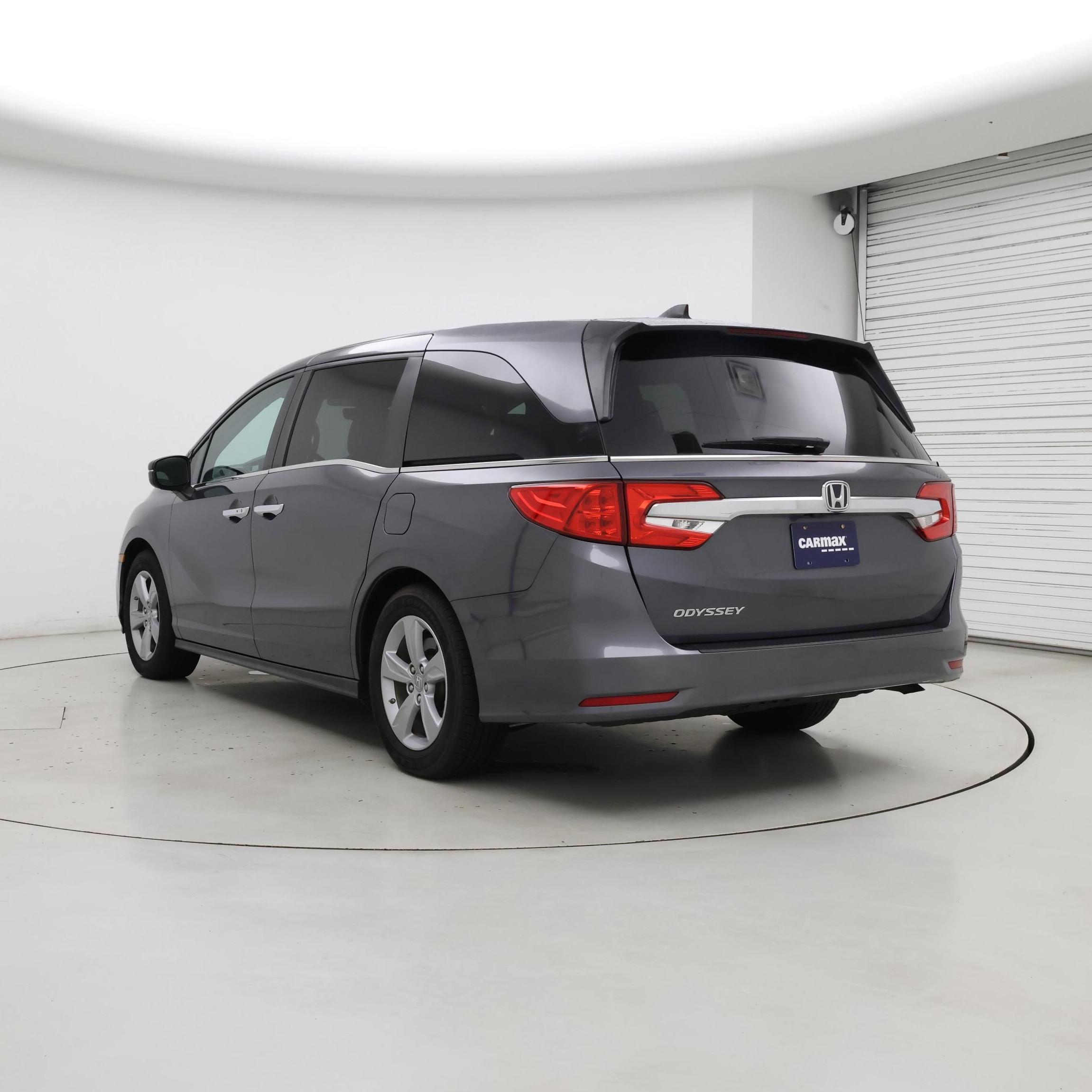 Thumbnail: 2019 Honda Odyssey - 2