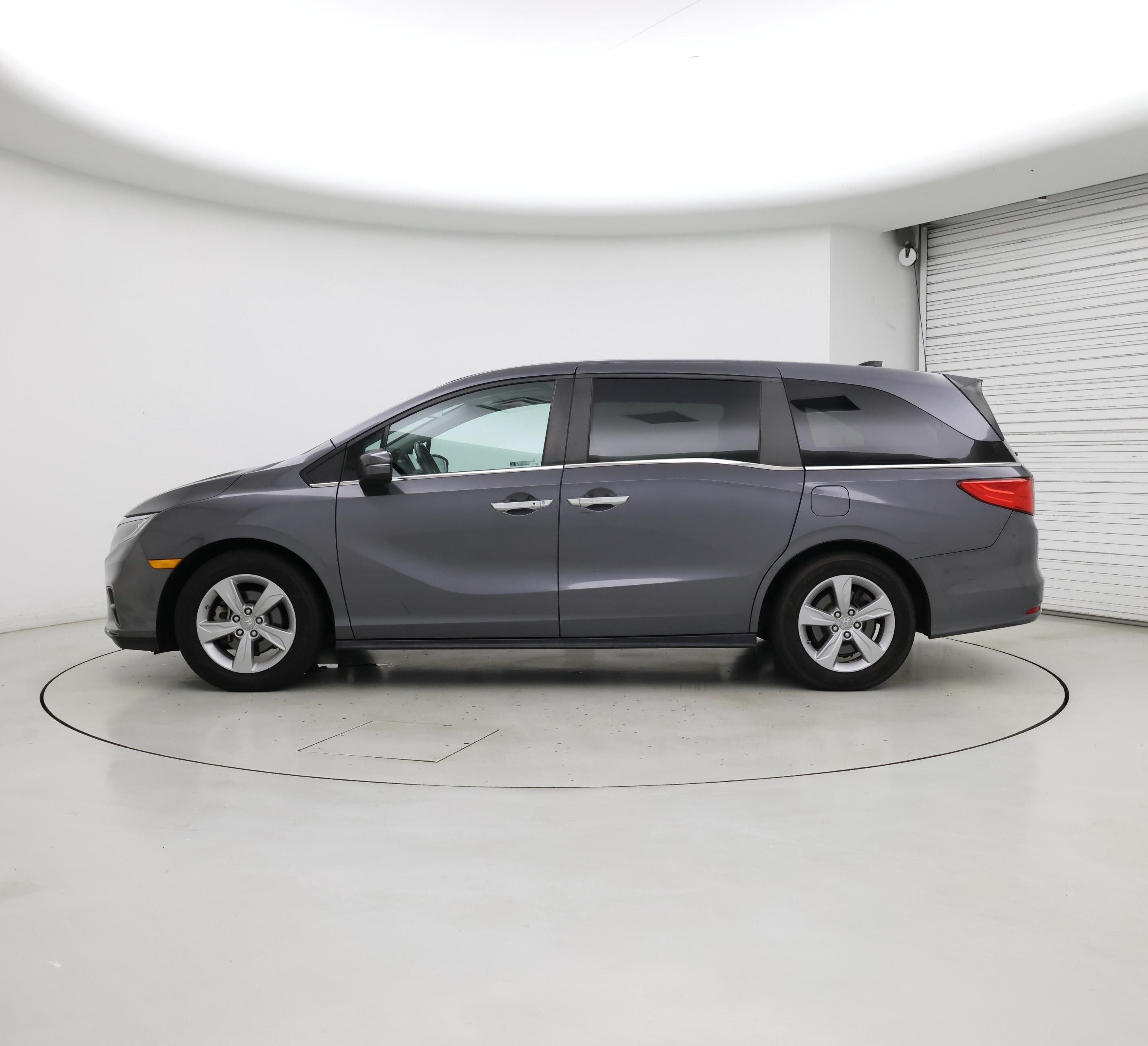 Thumbnail: 2019 Honda Odyssey - 3