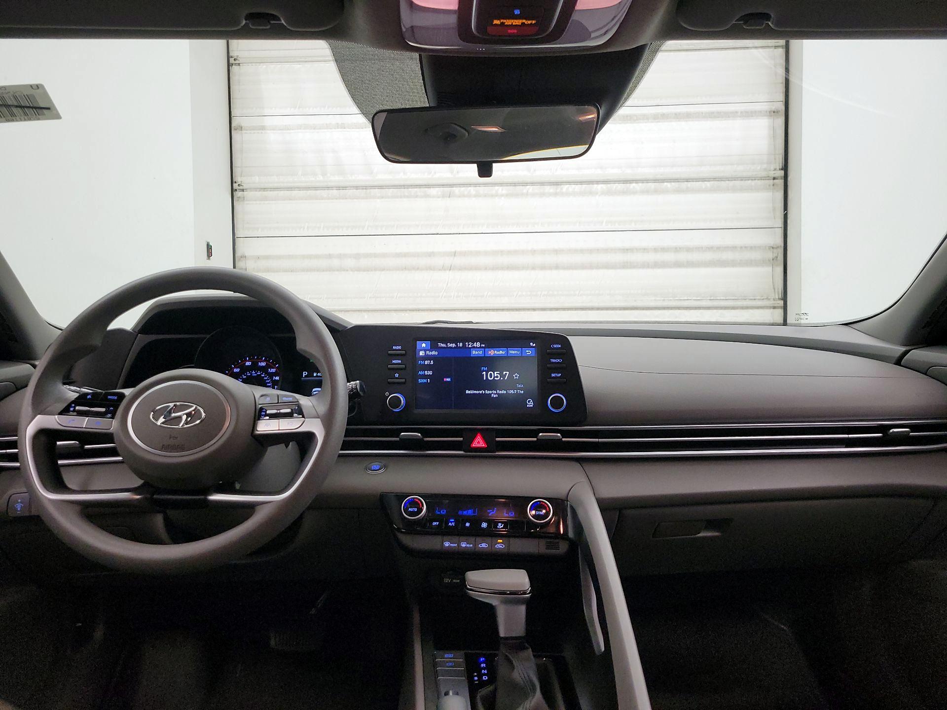 Thumbnail: 2023 Hyundai Elantra - 9