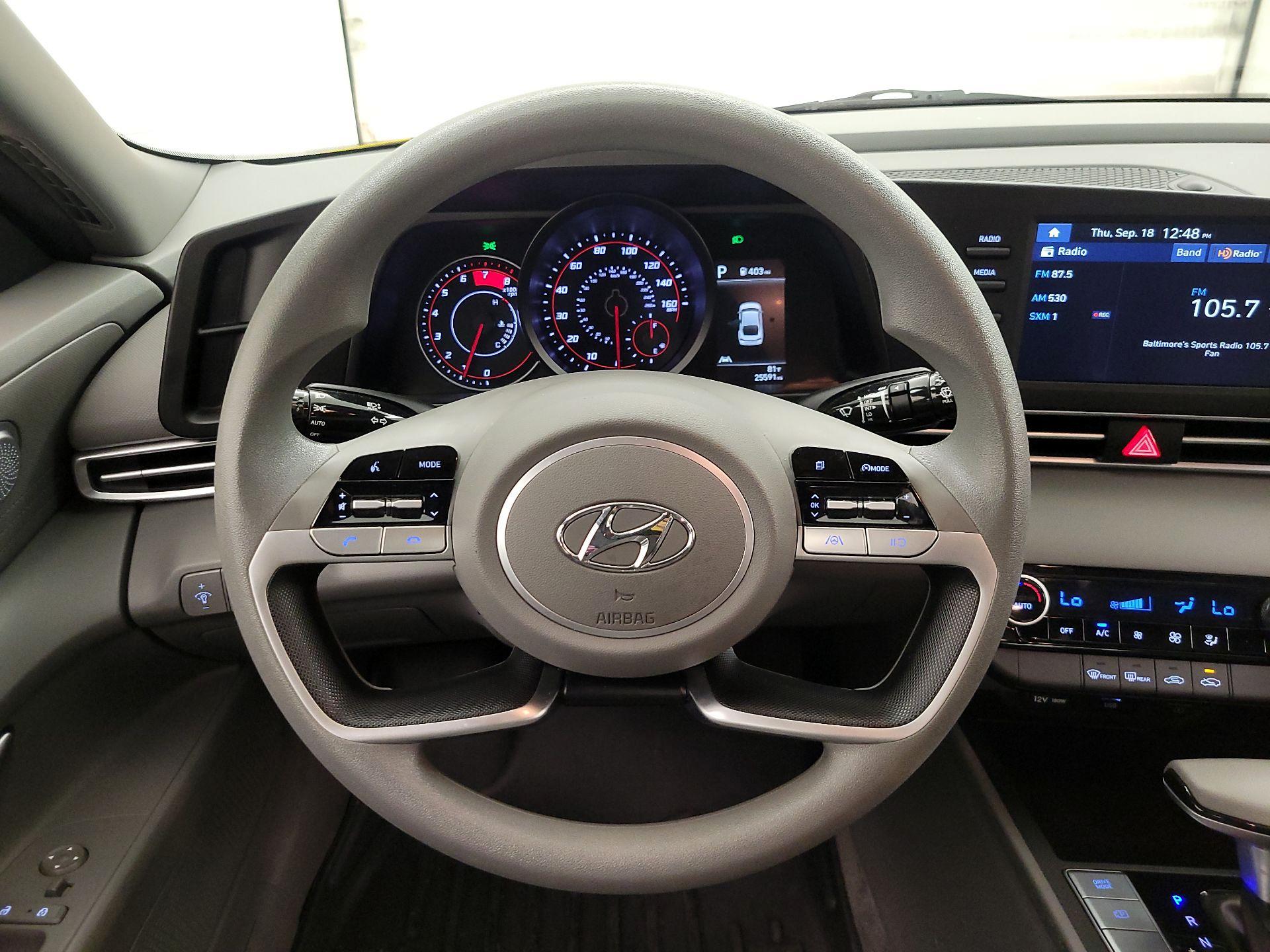Thumbnail: 2023 Hyundai Elantra - 10