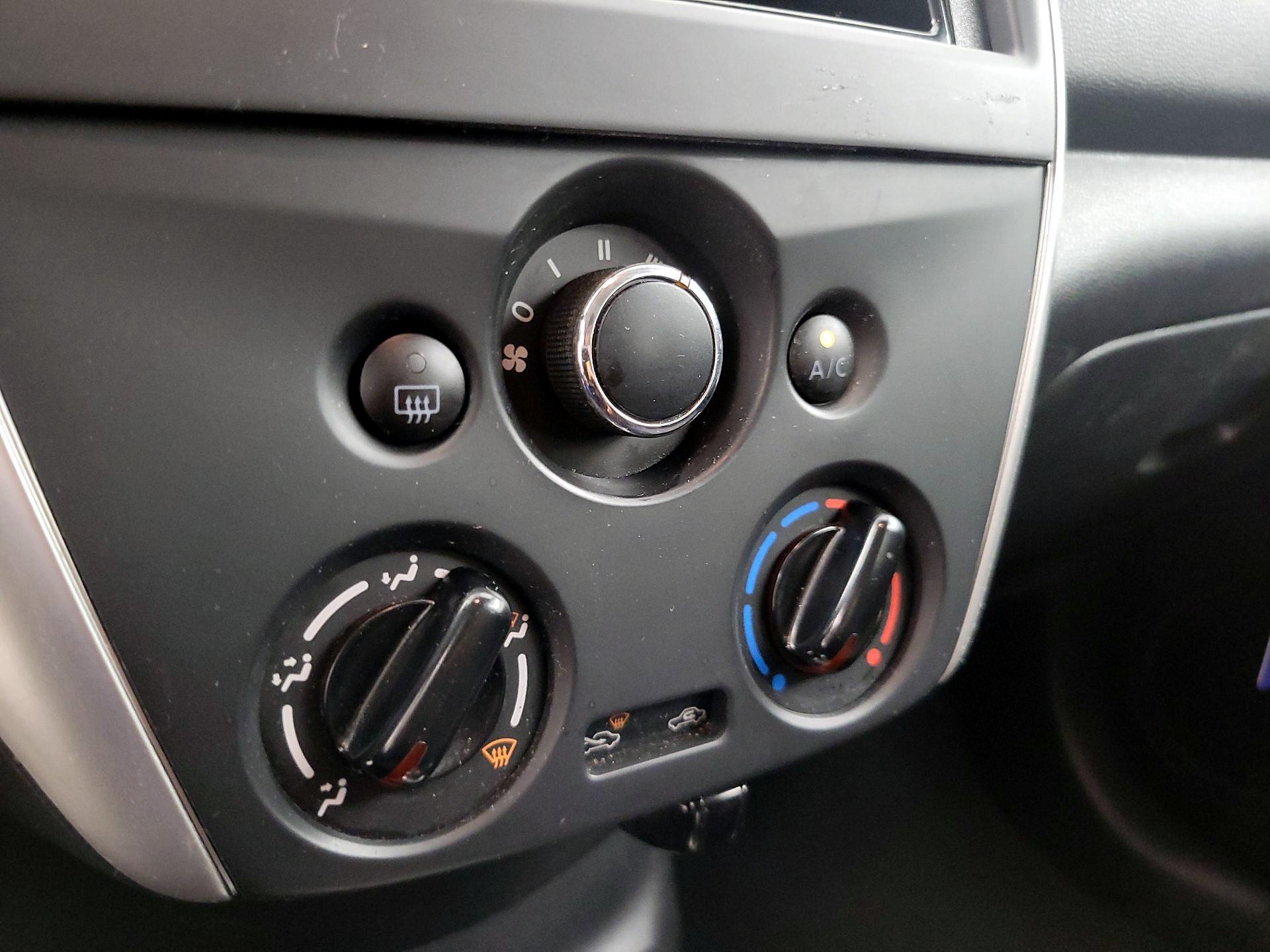 Thumbnail: 2015 Nissan Versa - 15