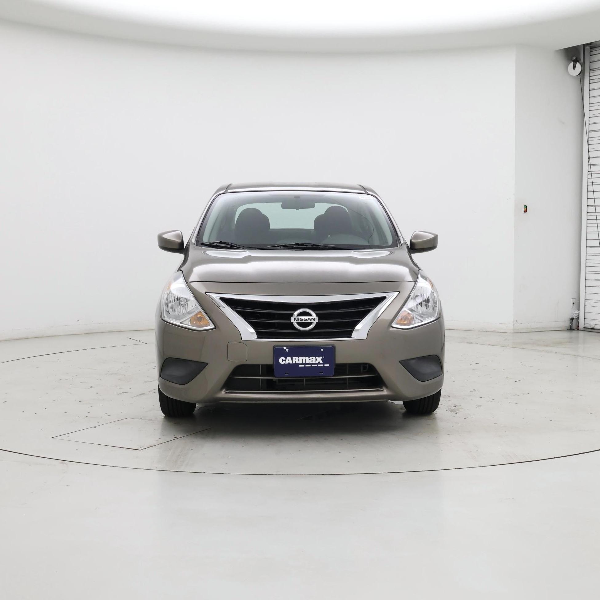 Thumbnail: 2015 Nissan Versa - 5