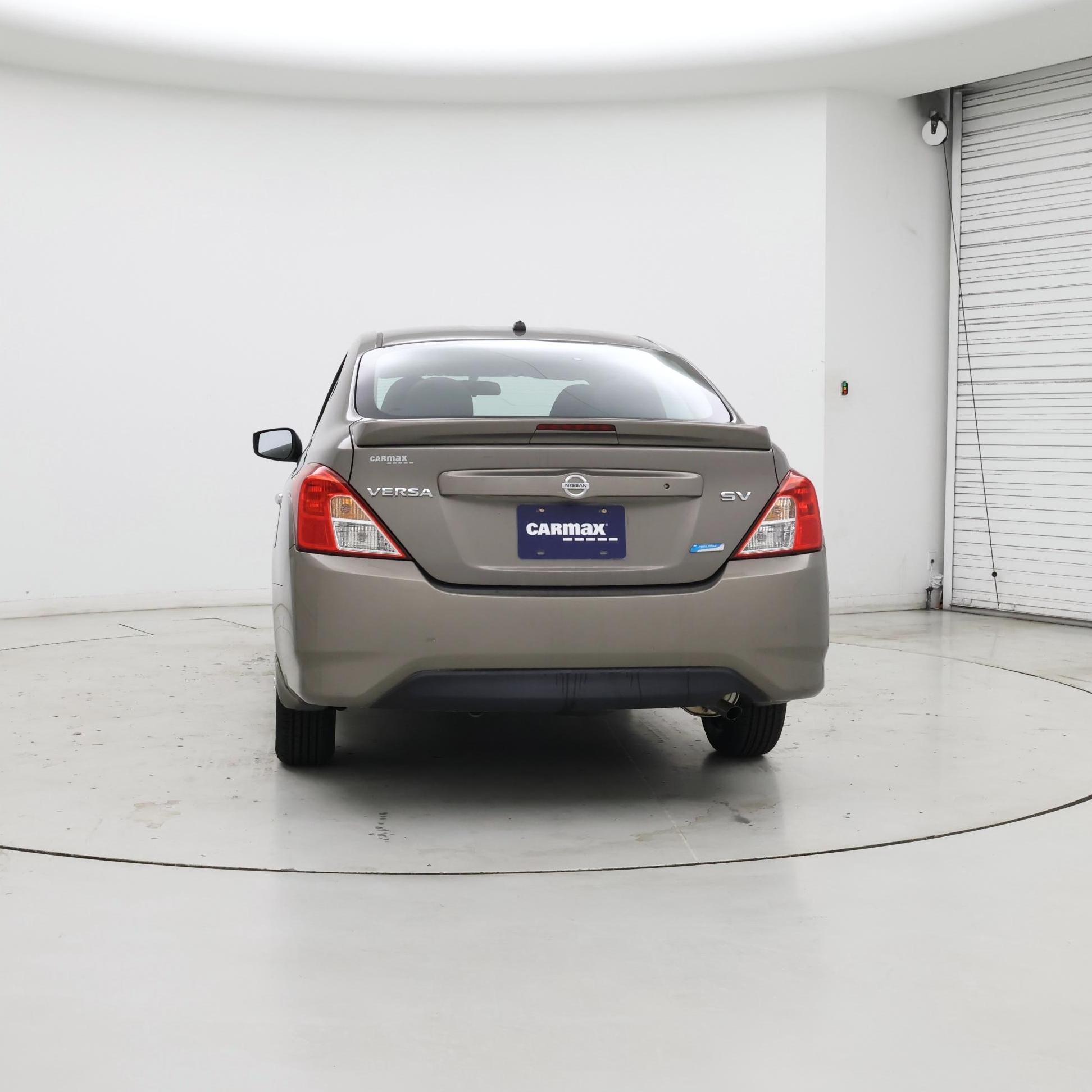 Thumbnail: 2015 Nissan Versa - 6