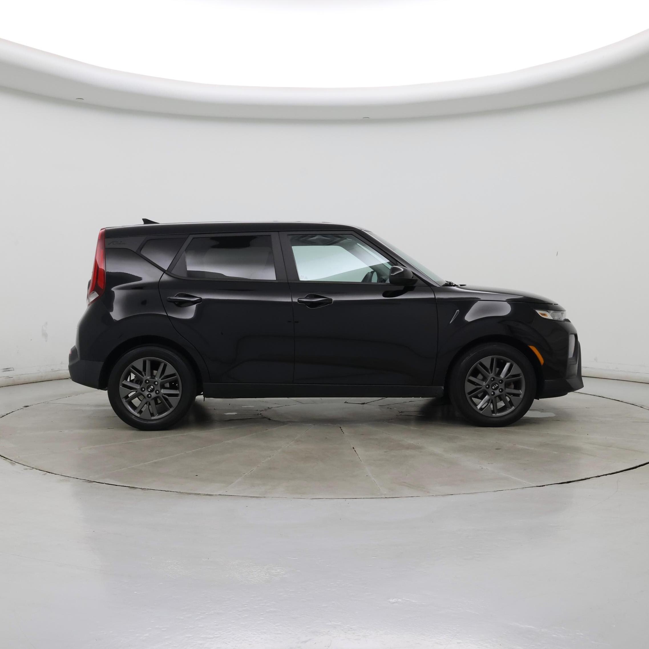 Thumbnail: 2021 Kia Soul - 7