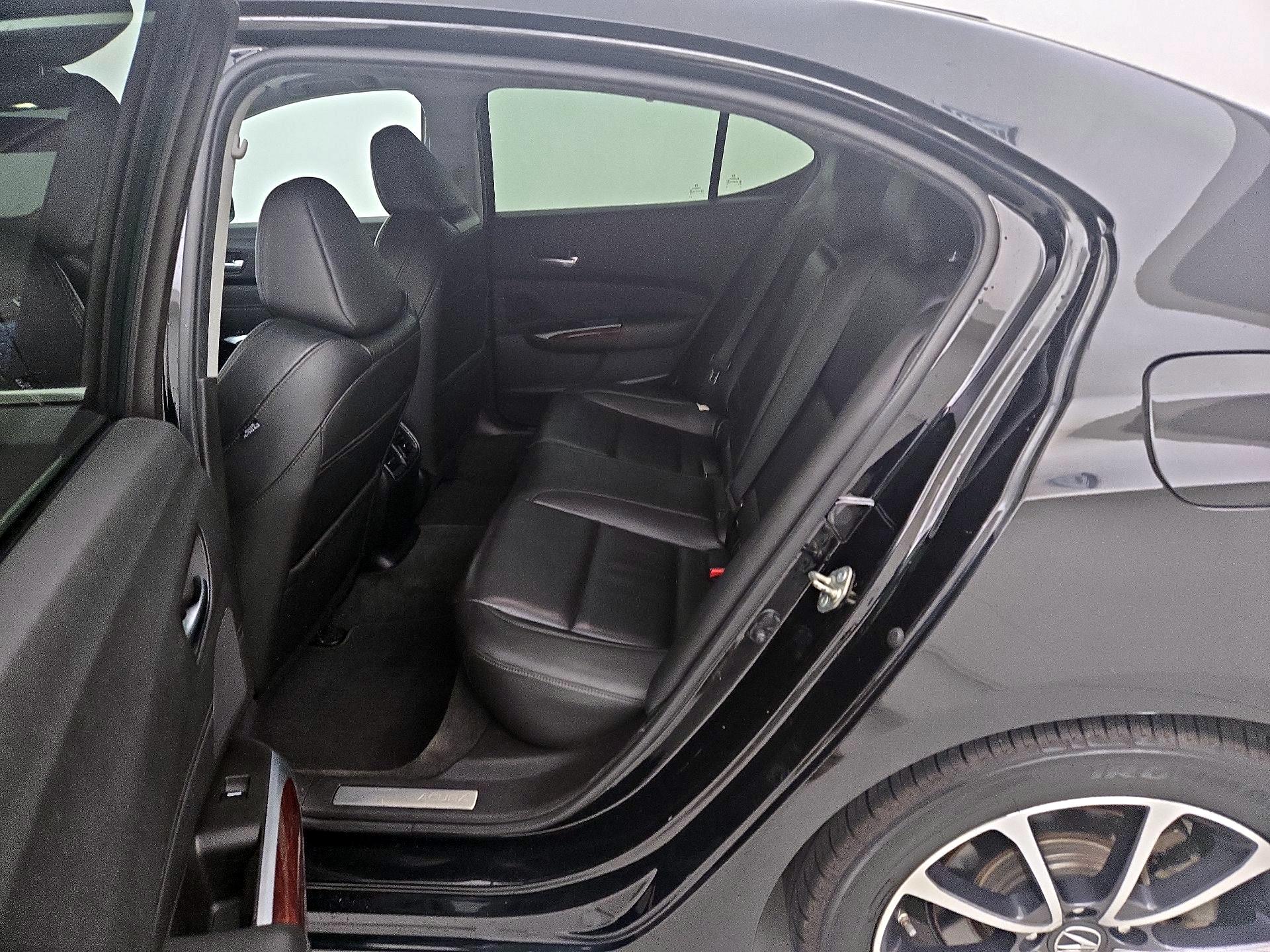 Thumbnail: 2015 Acura TLX - 19