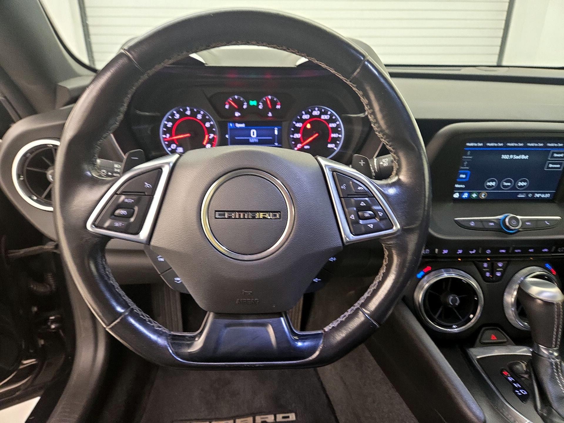 Thumbnail: 2019 Chevrolet Camaro - 10