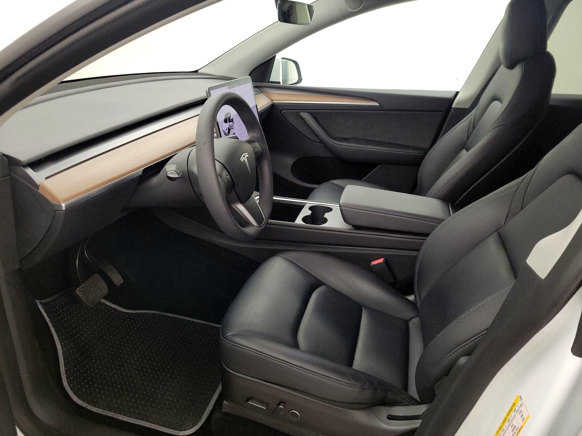 Thumbnail: 2023 Tesla Model Y - 11