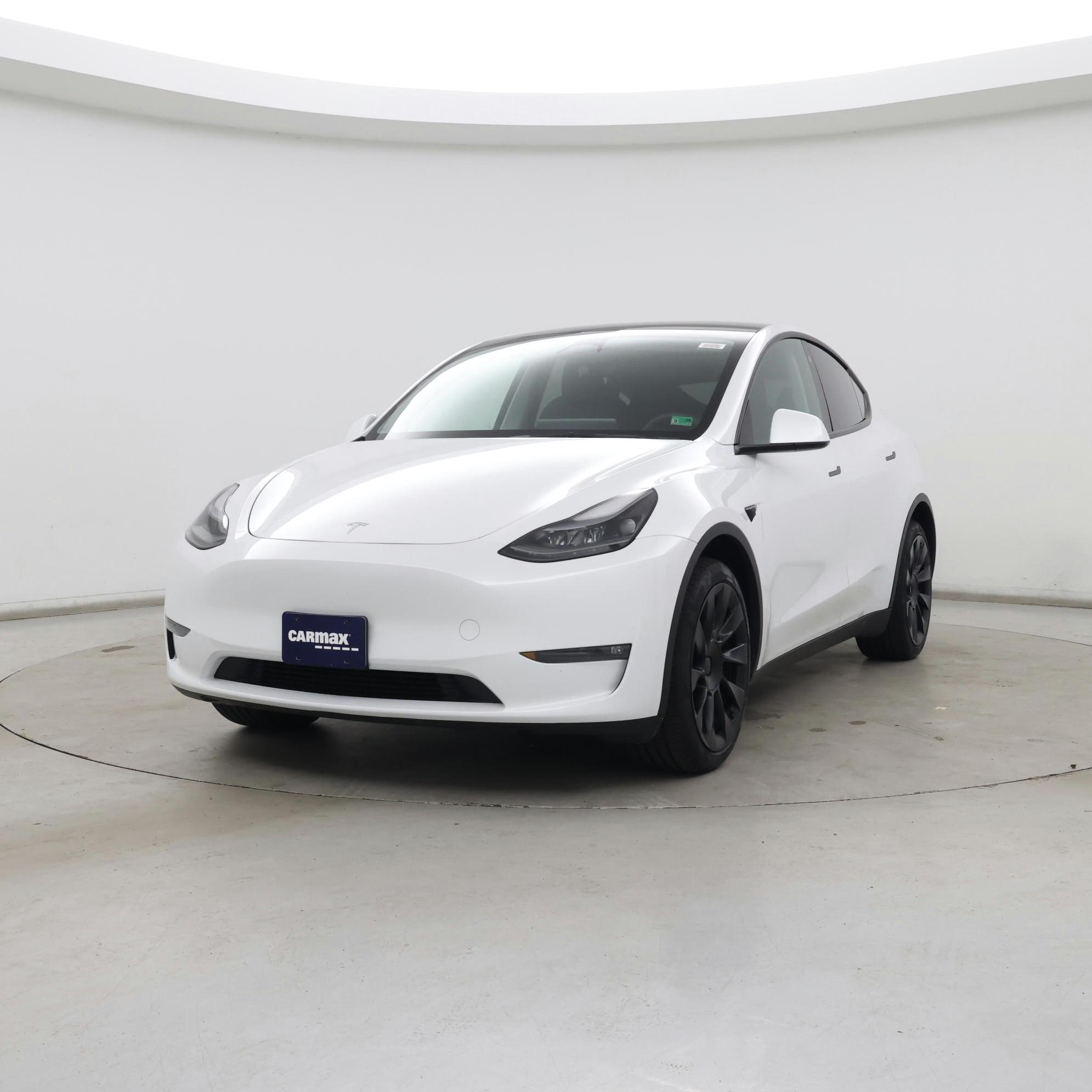Thumbnail: 2023 Tesla Model Y - 4