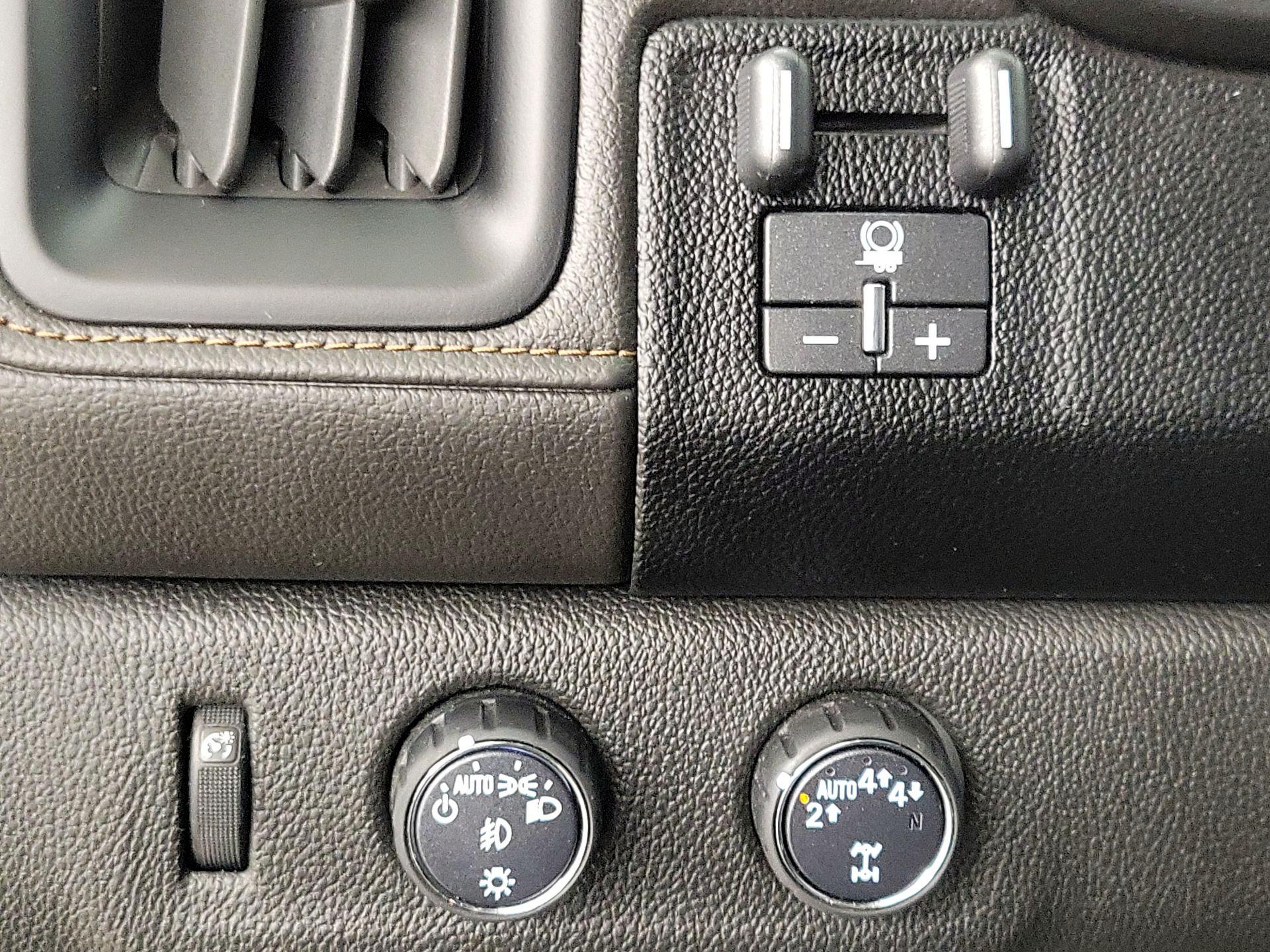 Thumbnail: 2021 GMC Canyon - 13