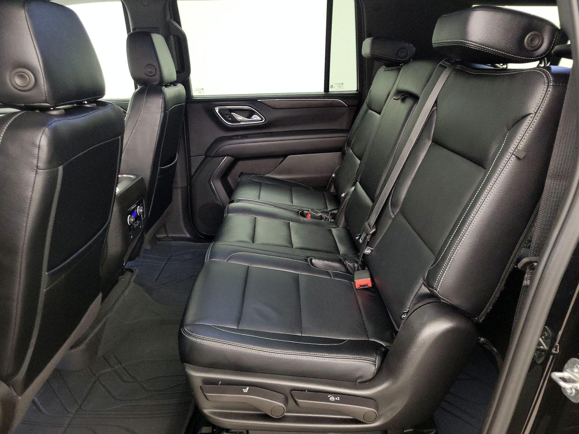Thumbnail: 2023 Chevrolet Suburban - 19