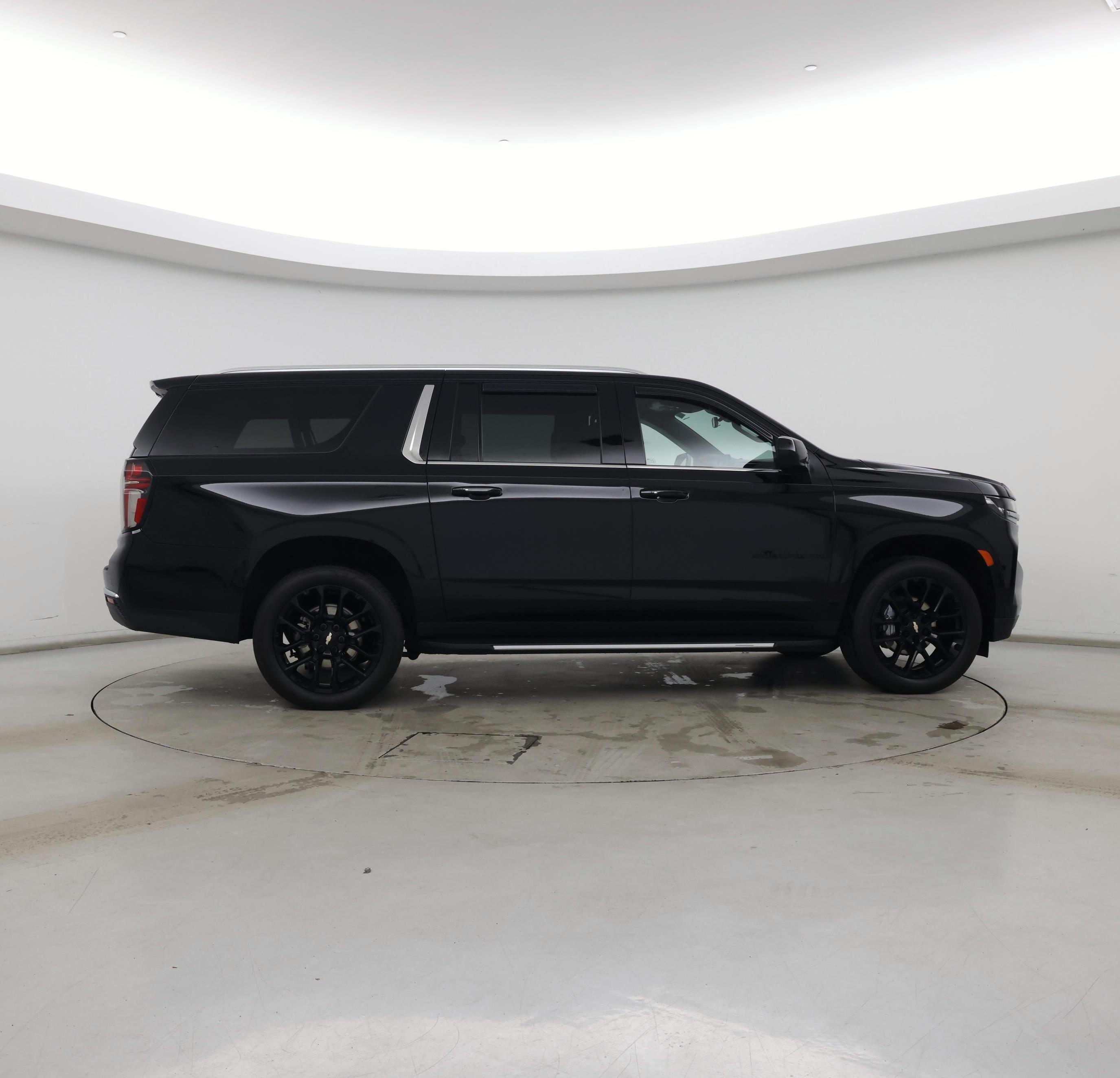 Thumbnail: 2023 Chevrolet Suburban - 7
