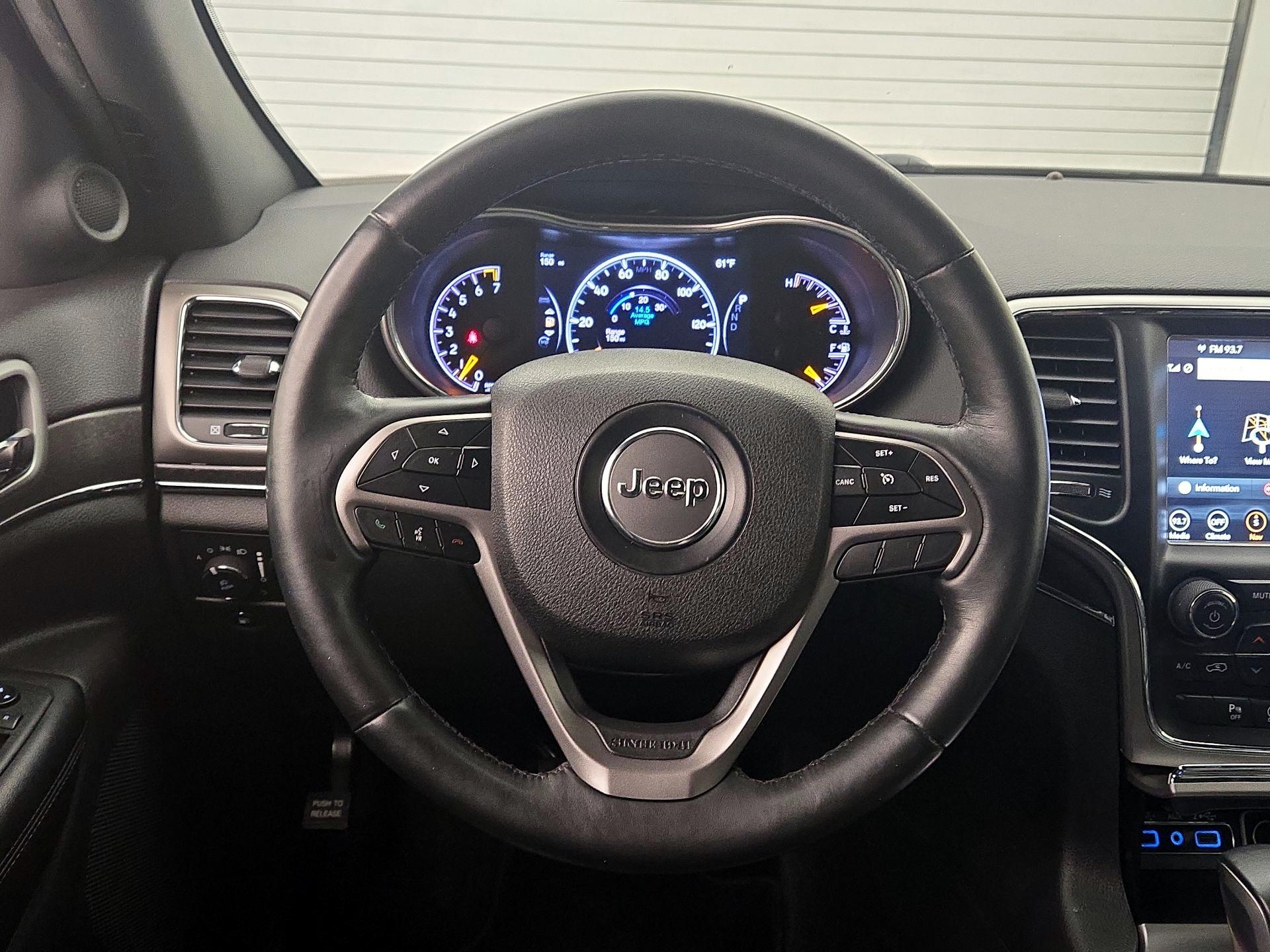 Thumbnail: 2018 Jeep Grand Cherokee - 10