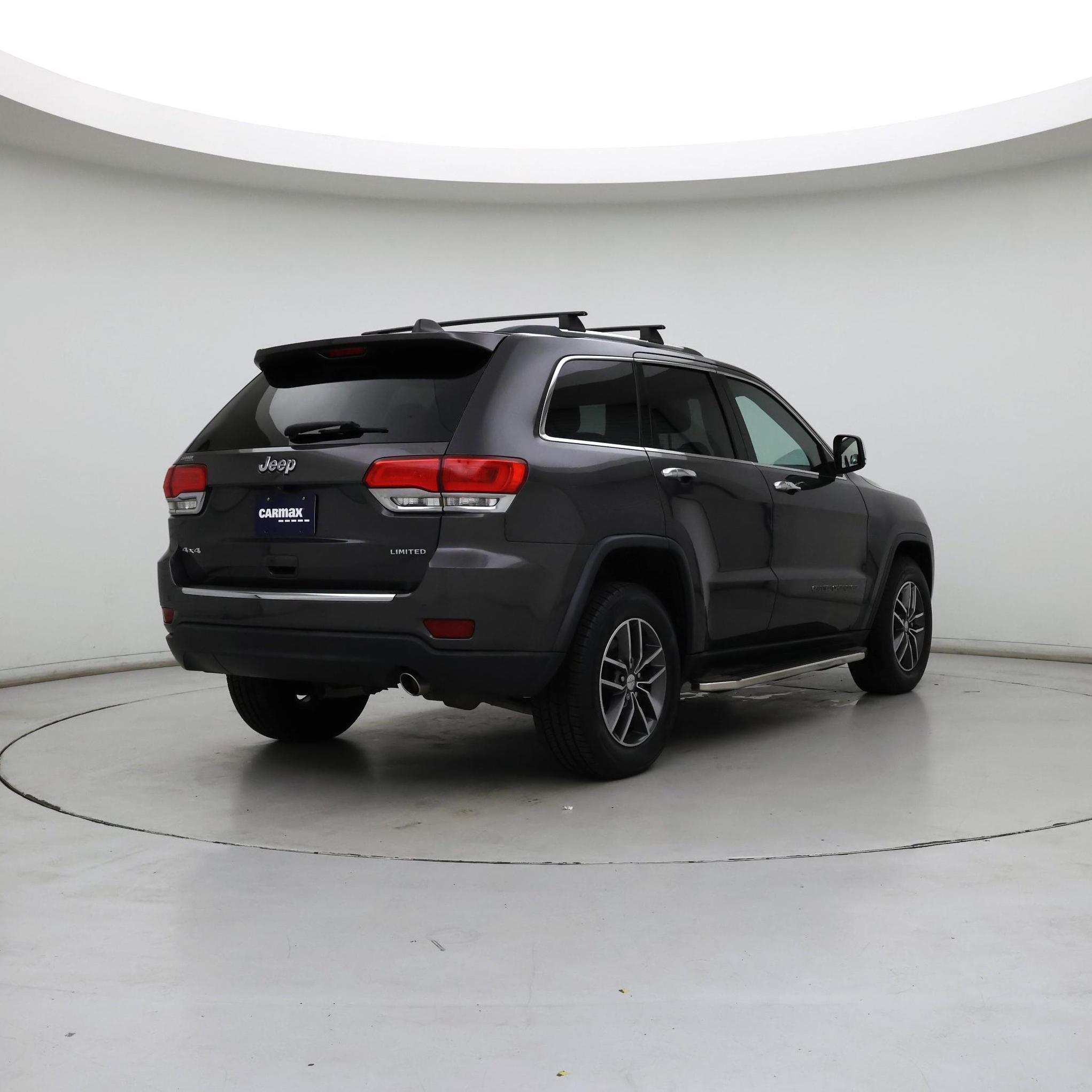 Thumbnail: 2018 Jeep Grand Cherokee - 8