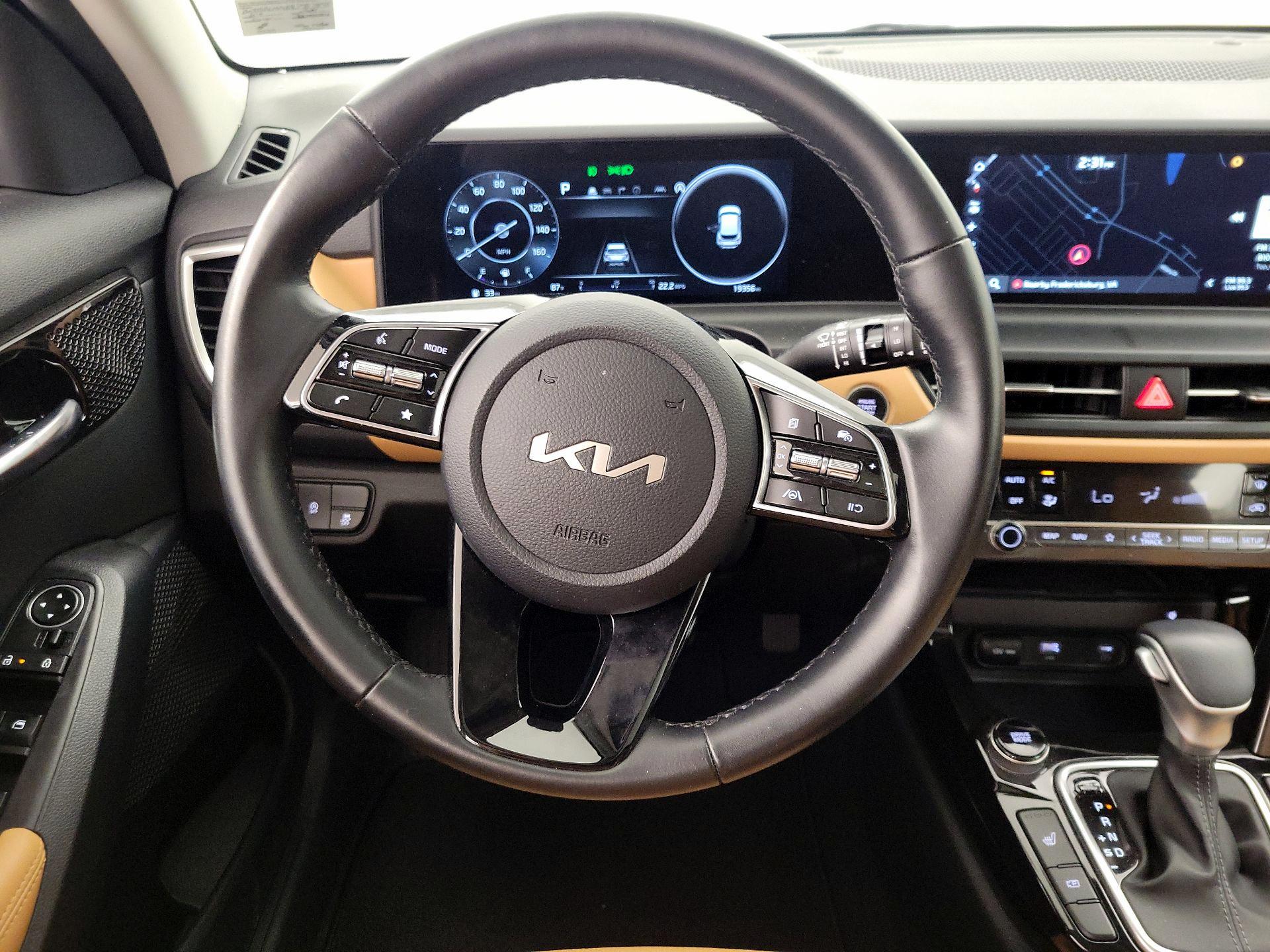 Thumbnail: 2024 Kia Seltos - 10