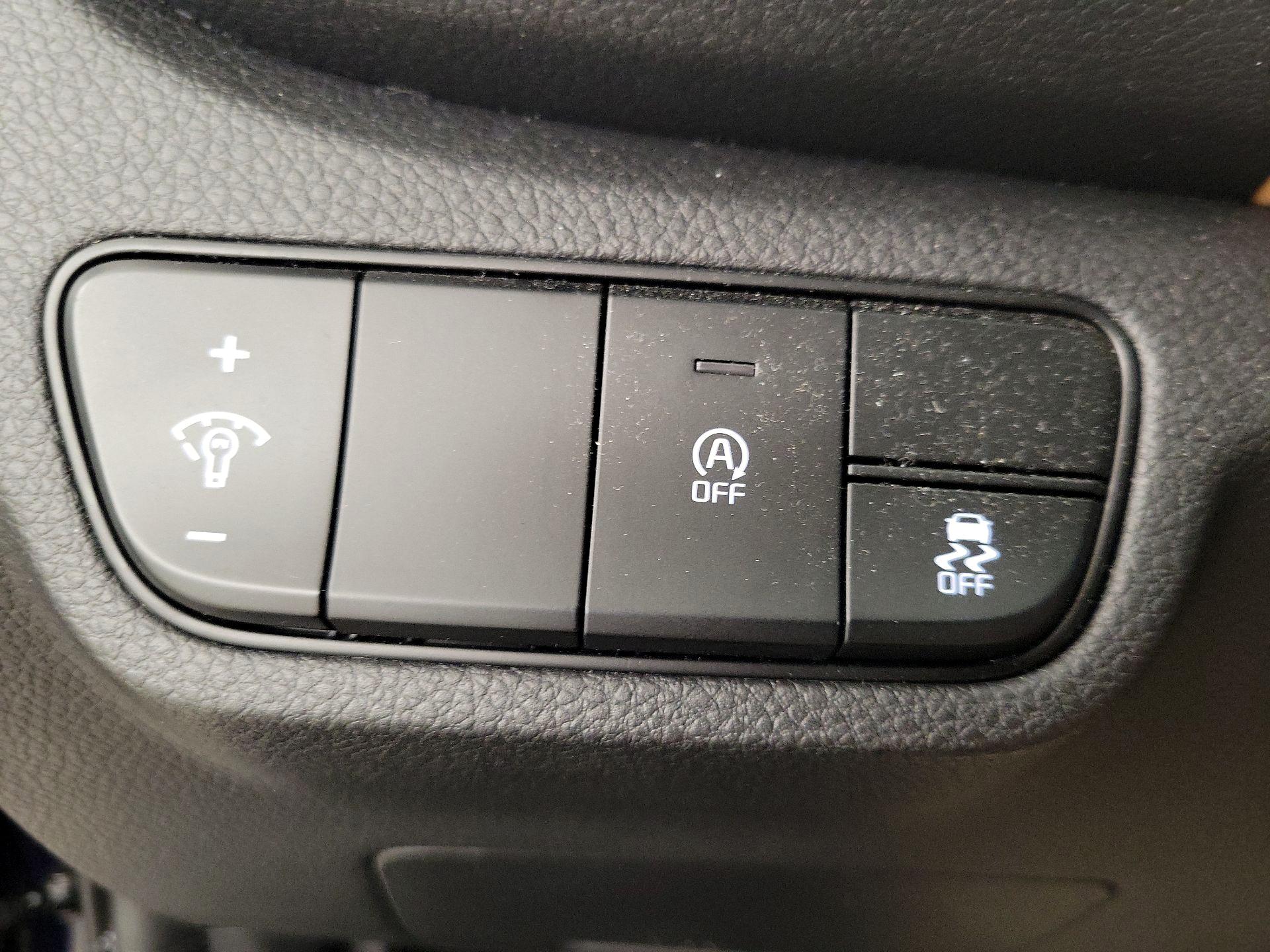 Thumbnail: 2024 Kia Seltos - 13